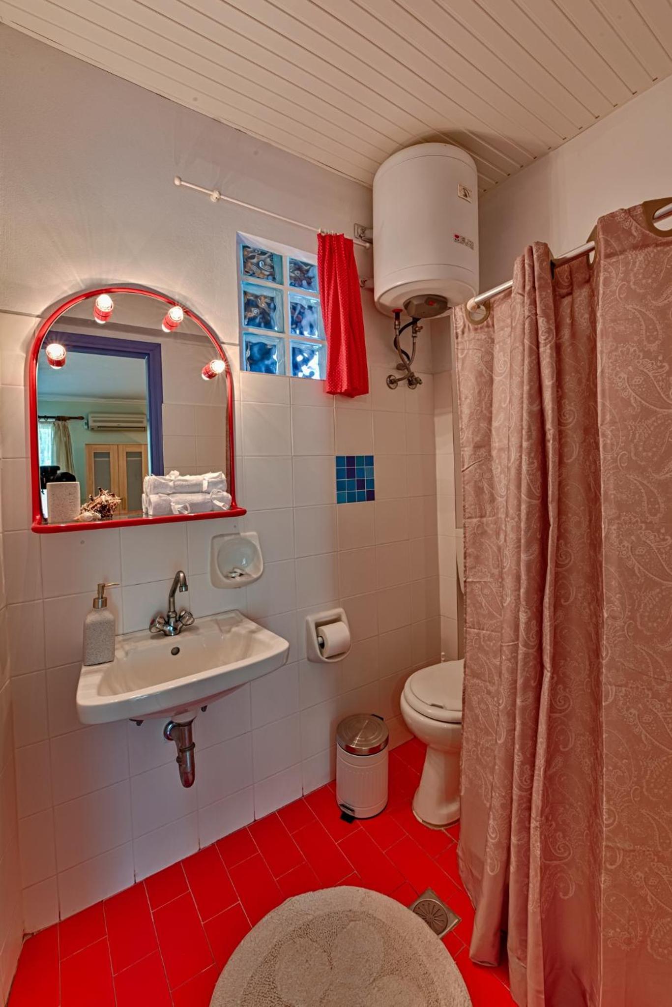 Anemos Studios & Apartments