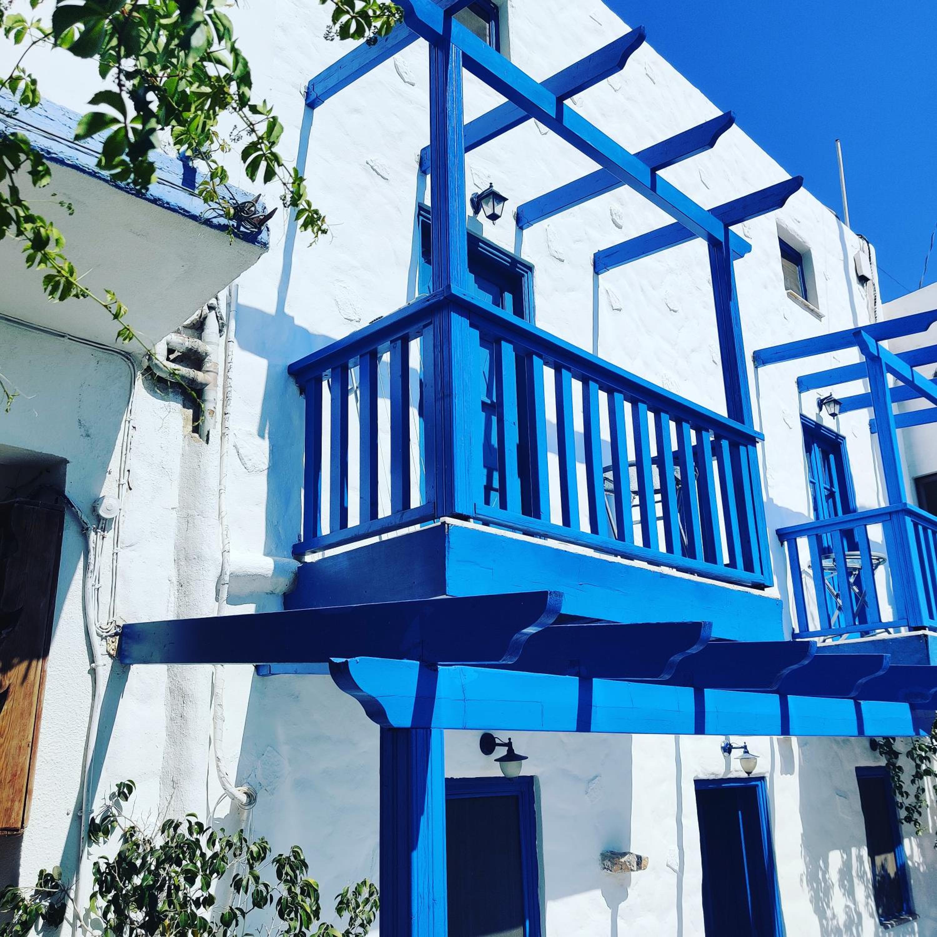 balcony