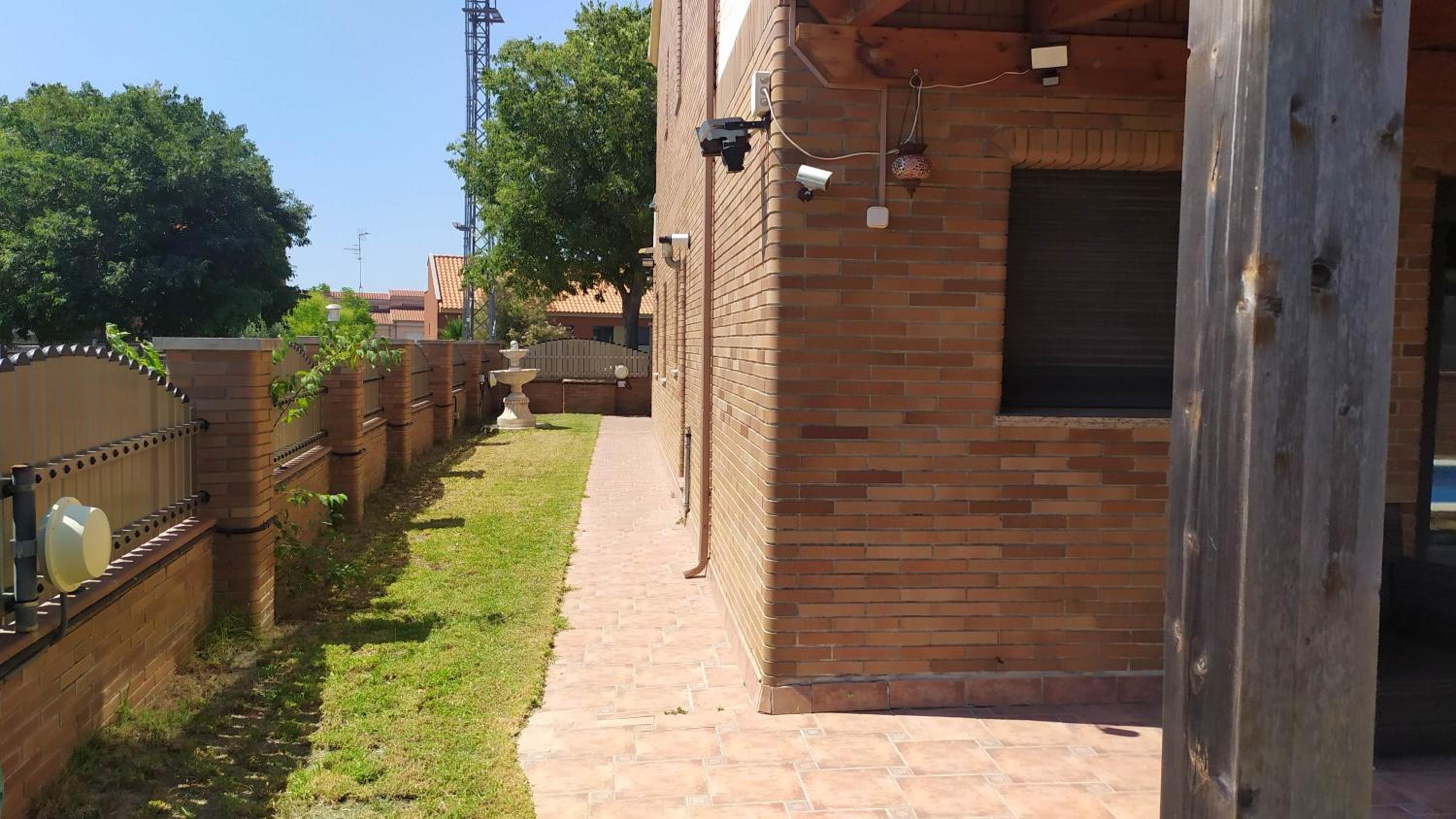 Chalet moderno con PISCINA en Calafell photo 2