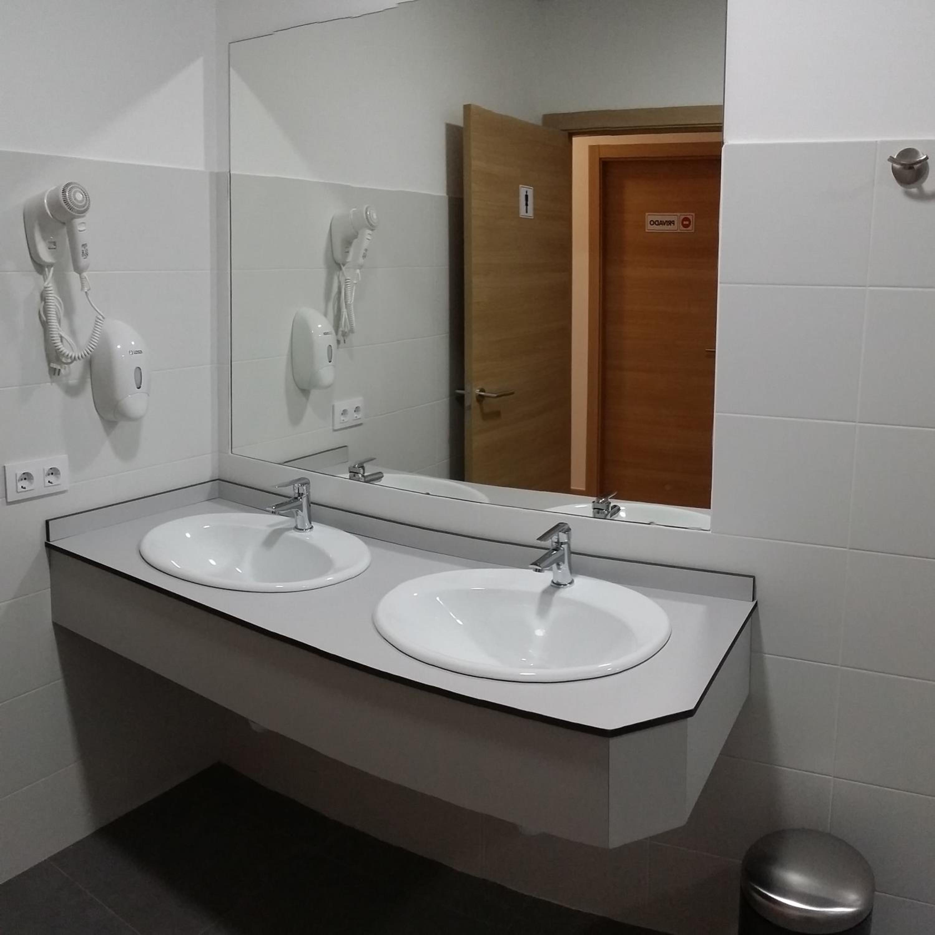 Albergue & Rooms Murgadán - Hostel 8