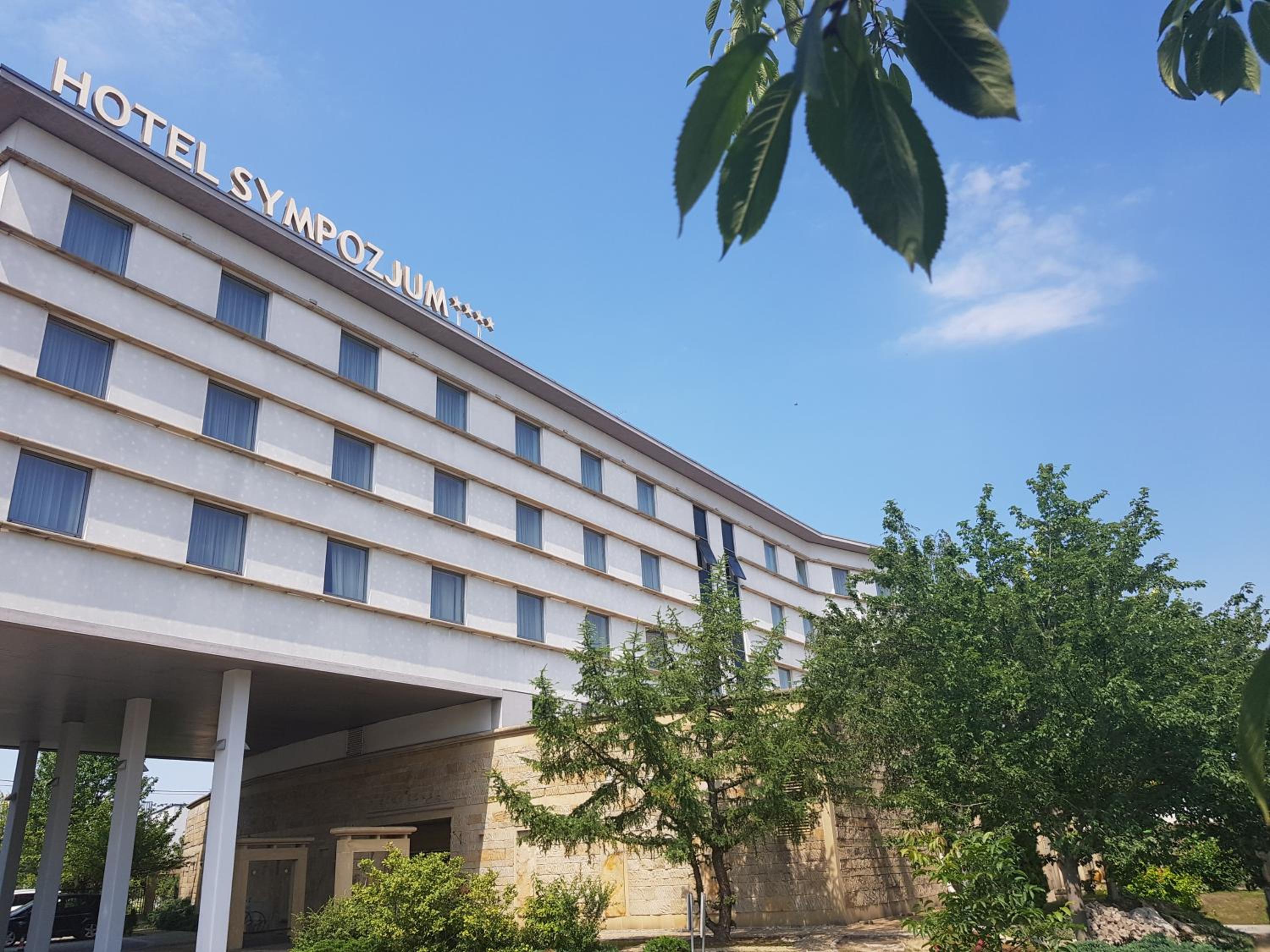 Hotel Sympozjum & SPA - Image 1