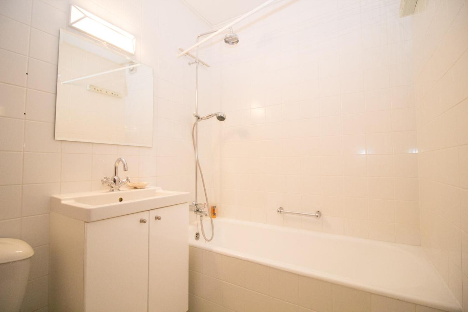 Sunny Reykjavik Apartment