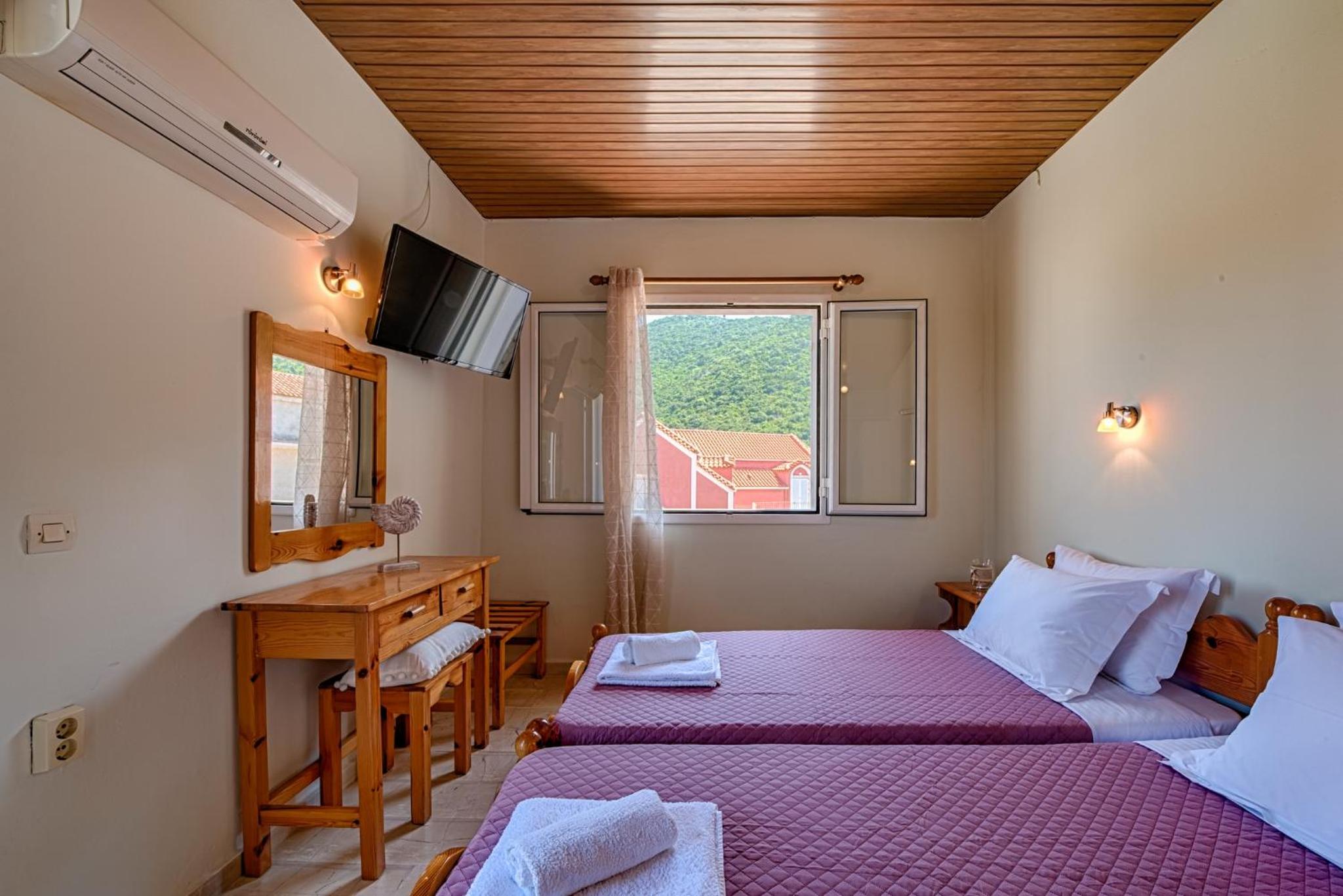 Anemos Studios & Apartments