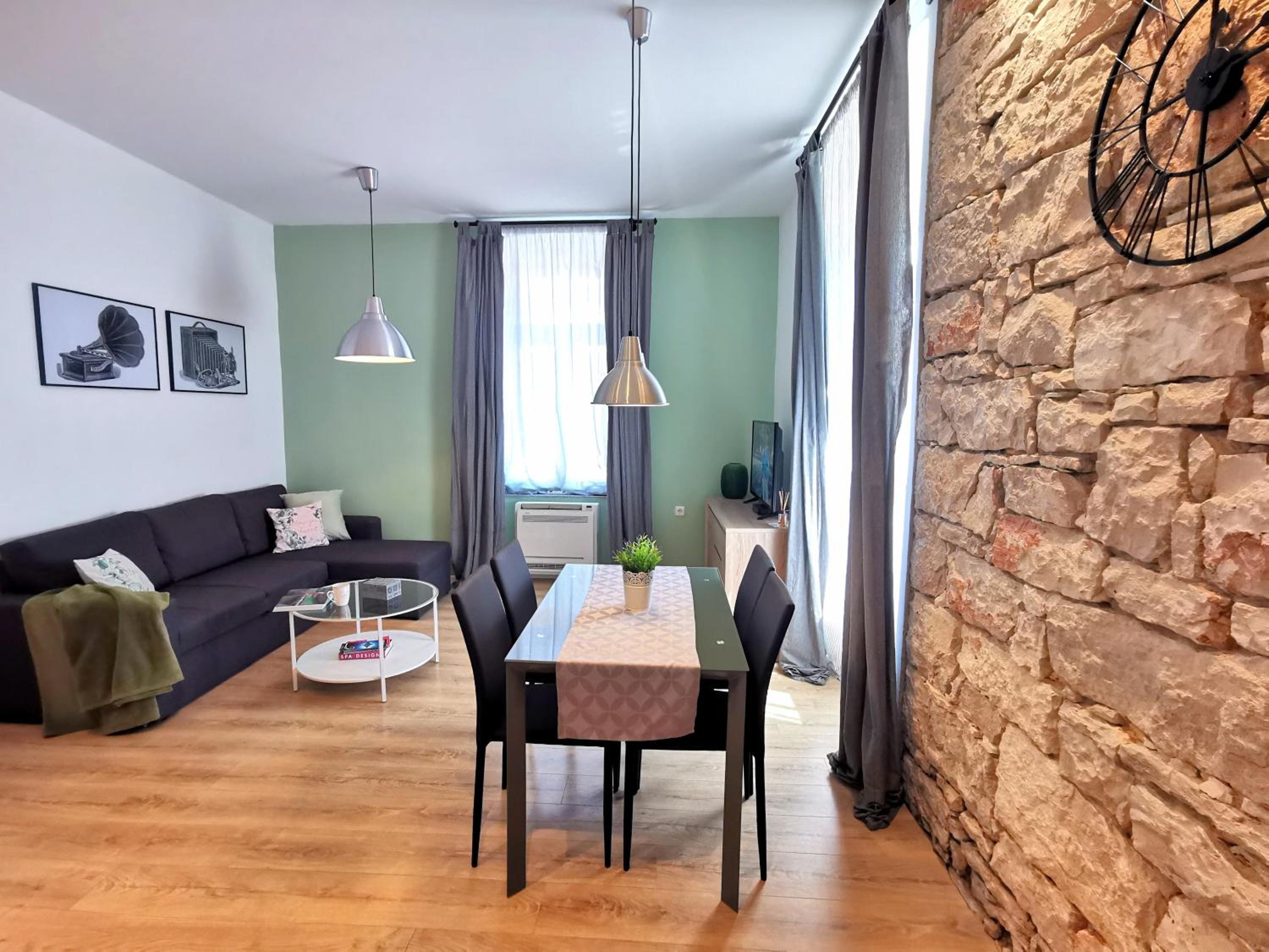 City park Apartments