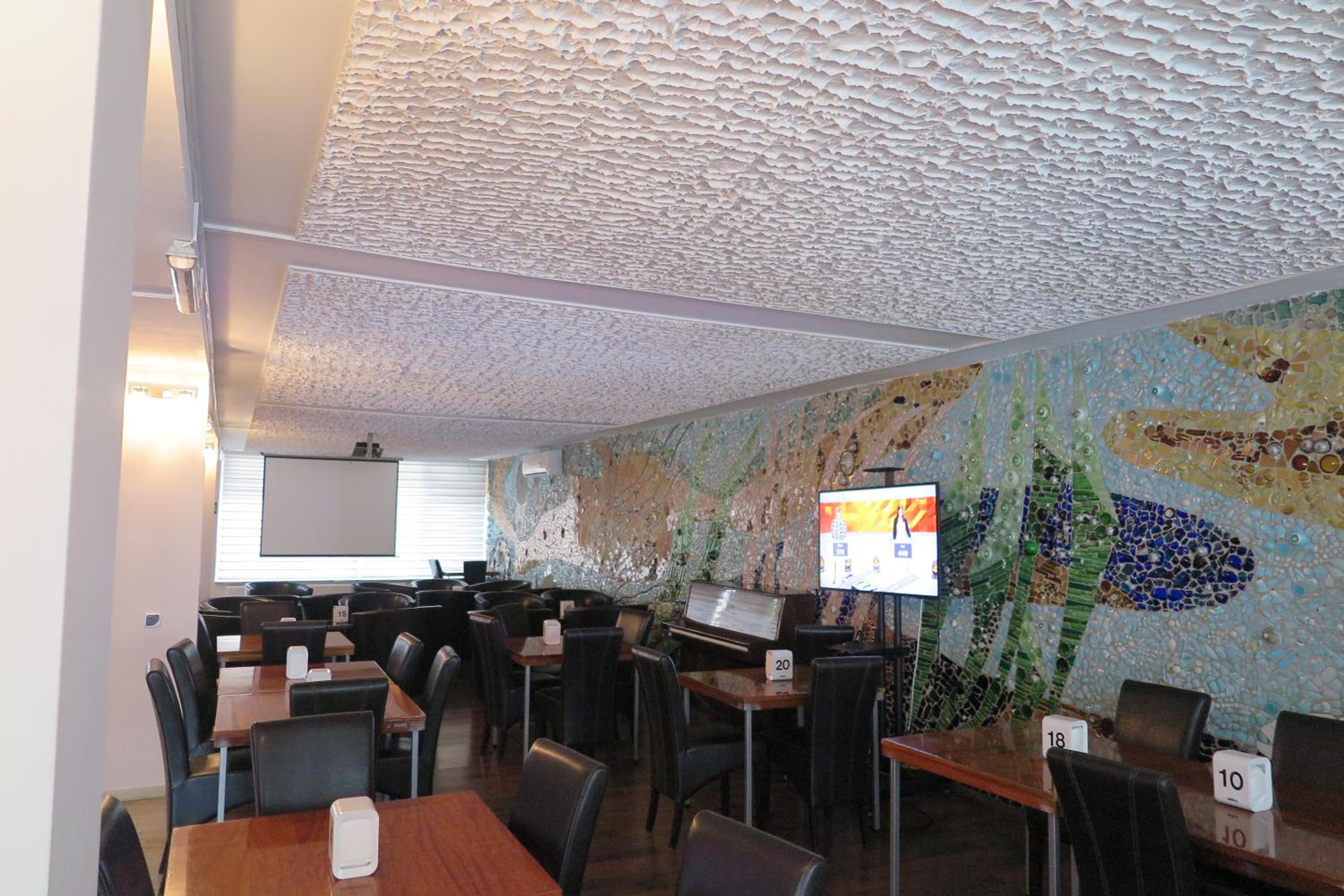 restaurant