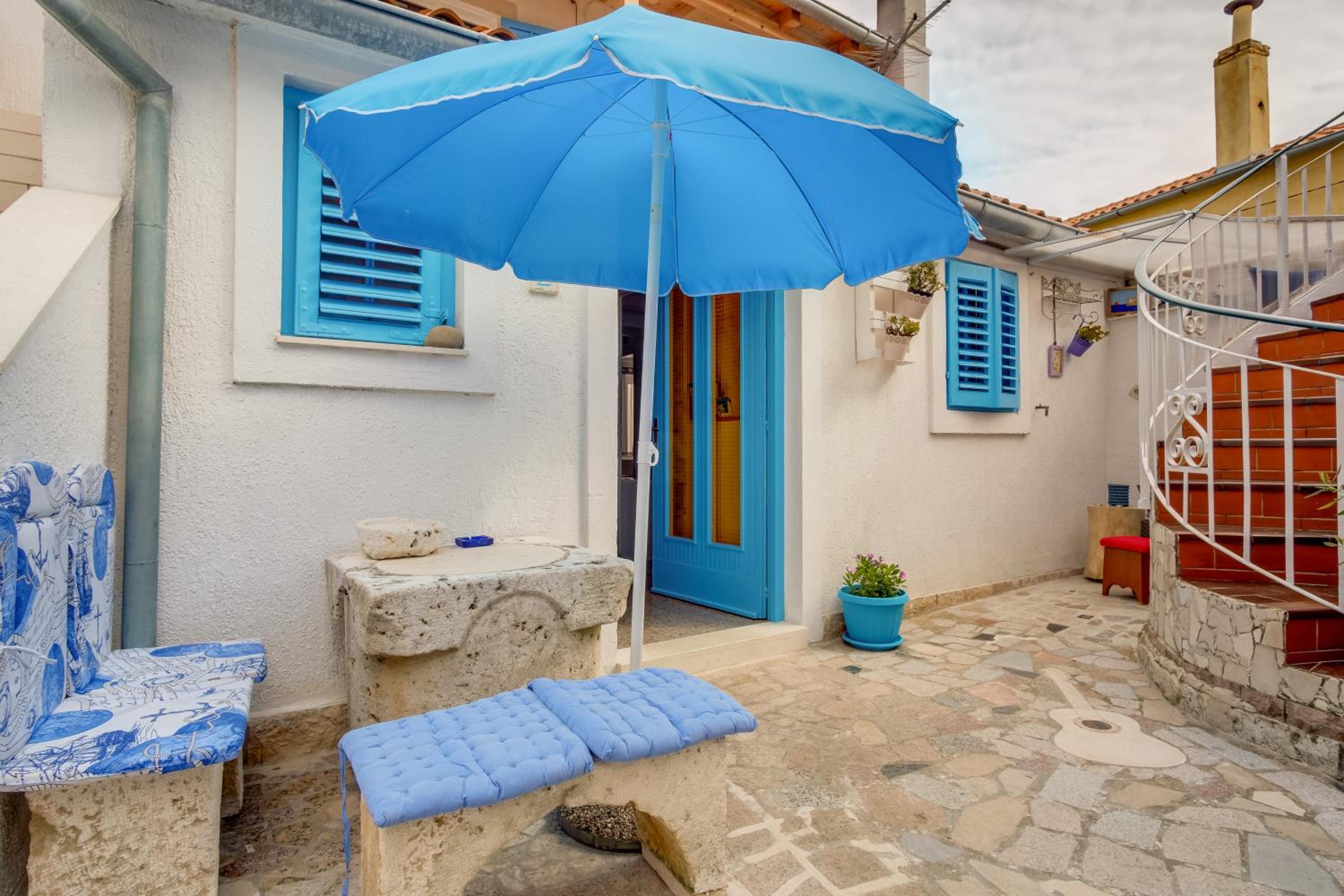 Apartments Kaštel view 5