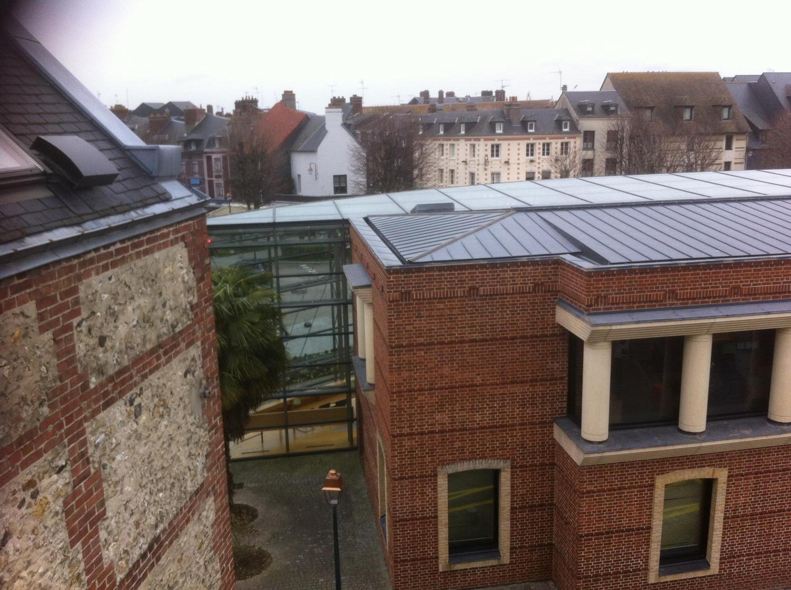 Photo 10