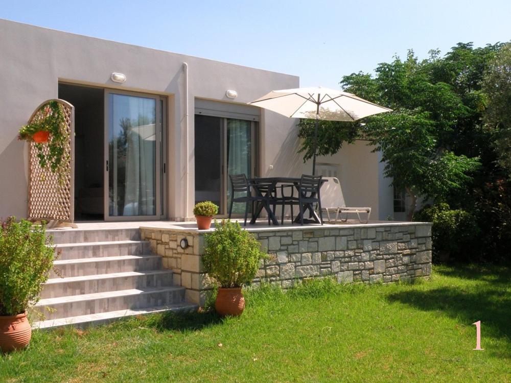 Galini Apartments-Suites view 2