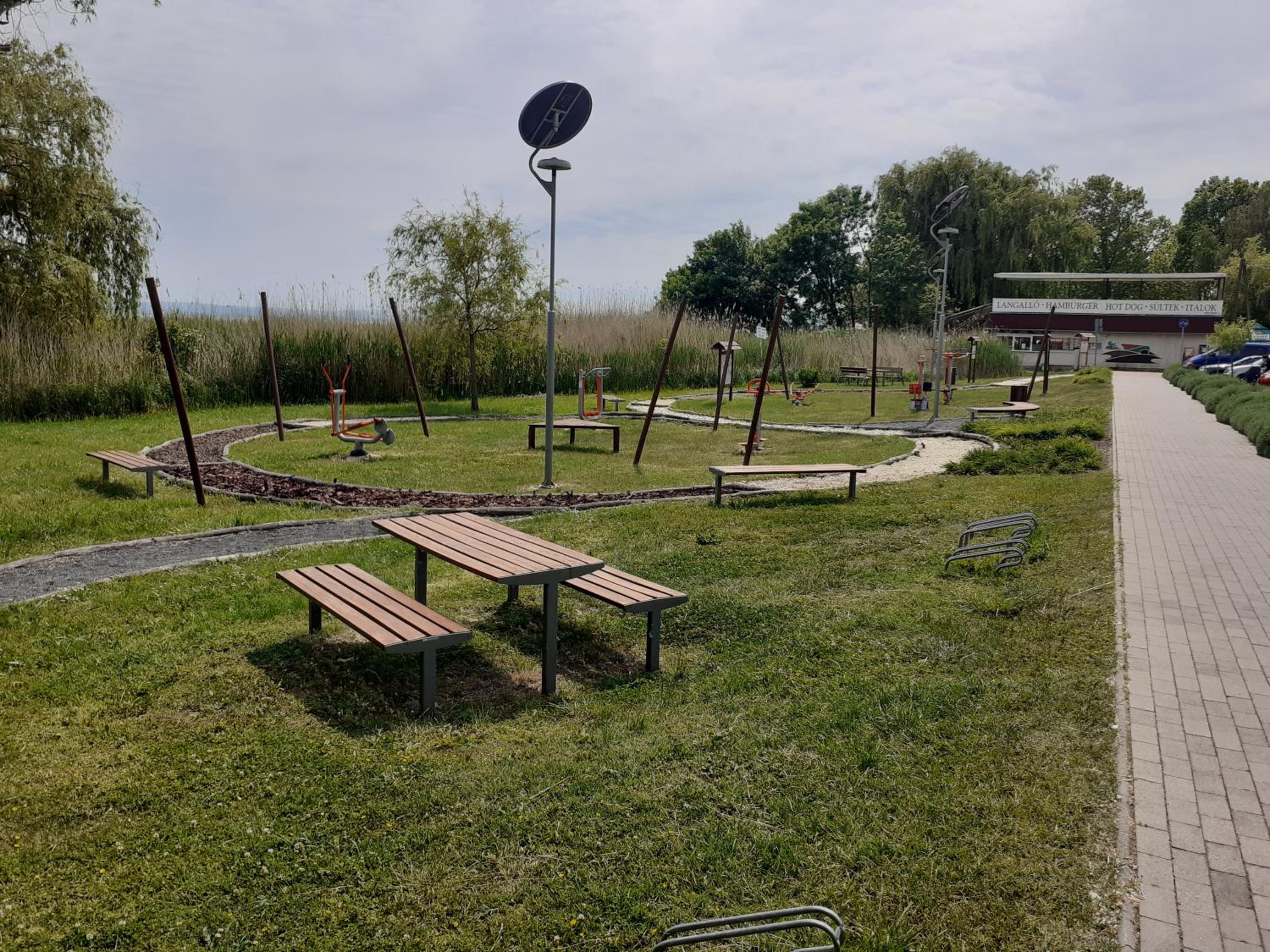 Photo 21