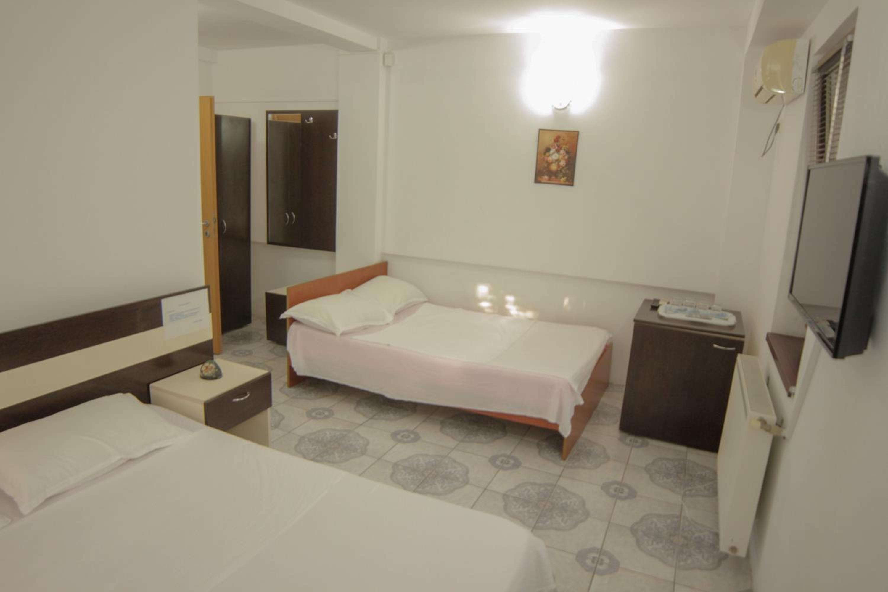 Vila Mihai Eminescu view 5