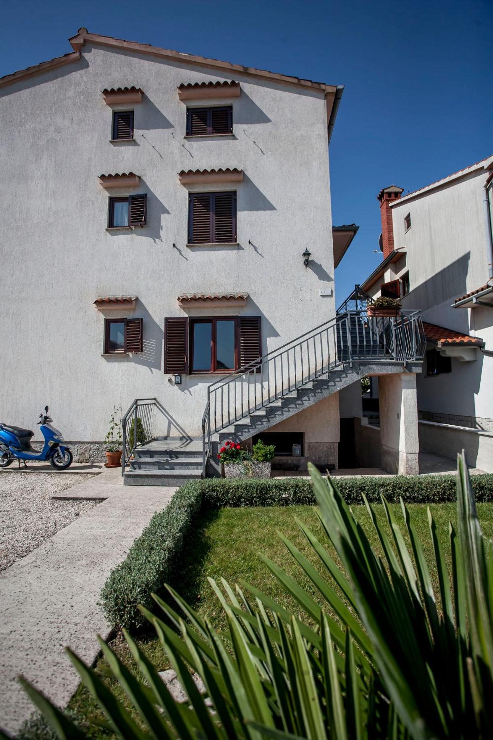 Apartmani Dragica view 2