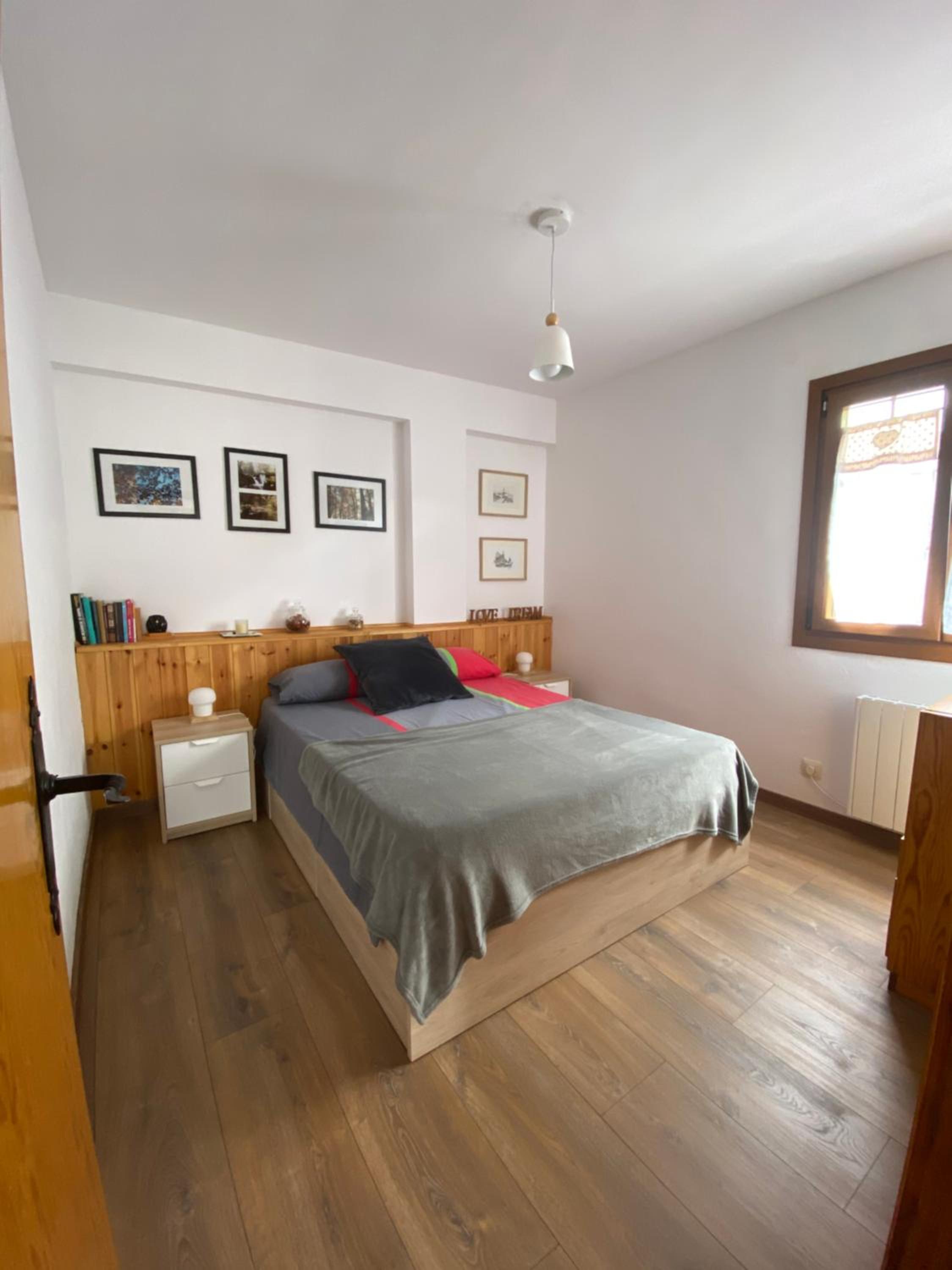 Fantastic Very Bright Apartment in the Heart of Vielha photo 2