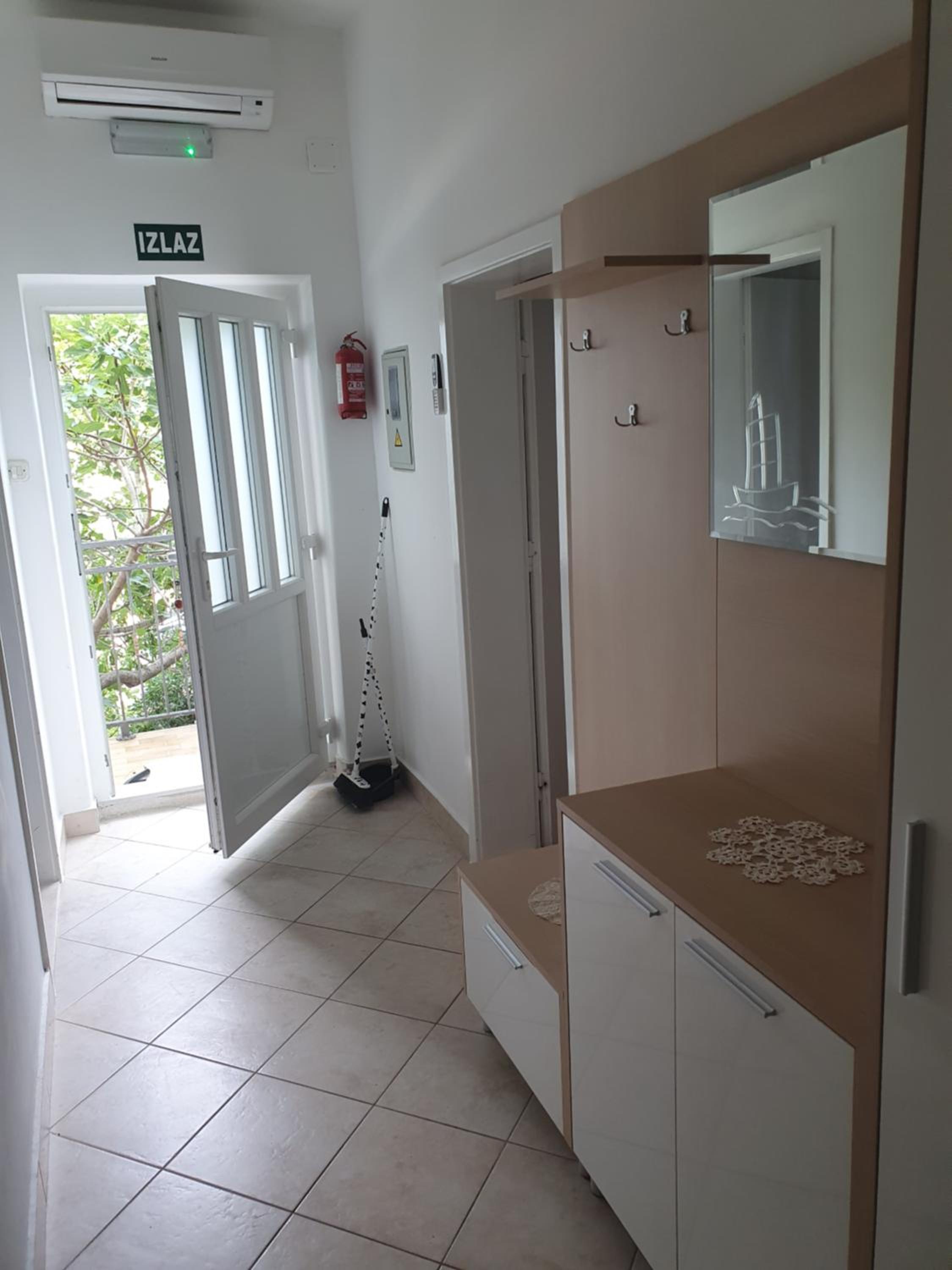 Apartments Jerković Drašnice-3bd