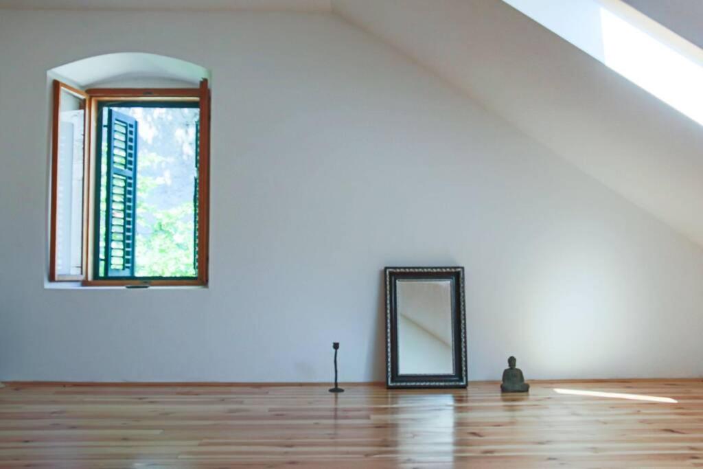 Spacious loft with terrace