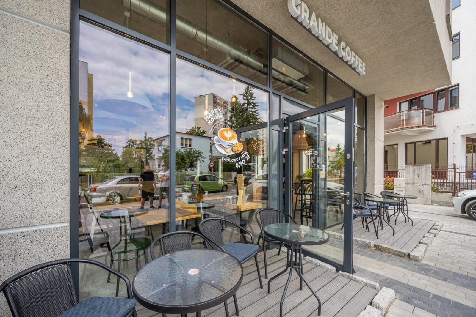 restaurant