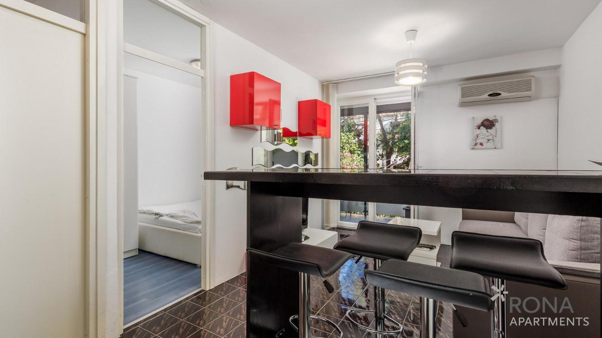 Rona Apartment Zizi view 5