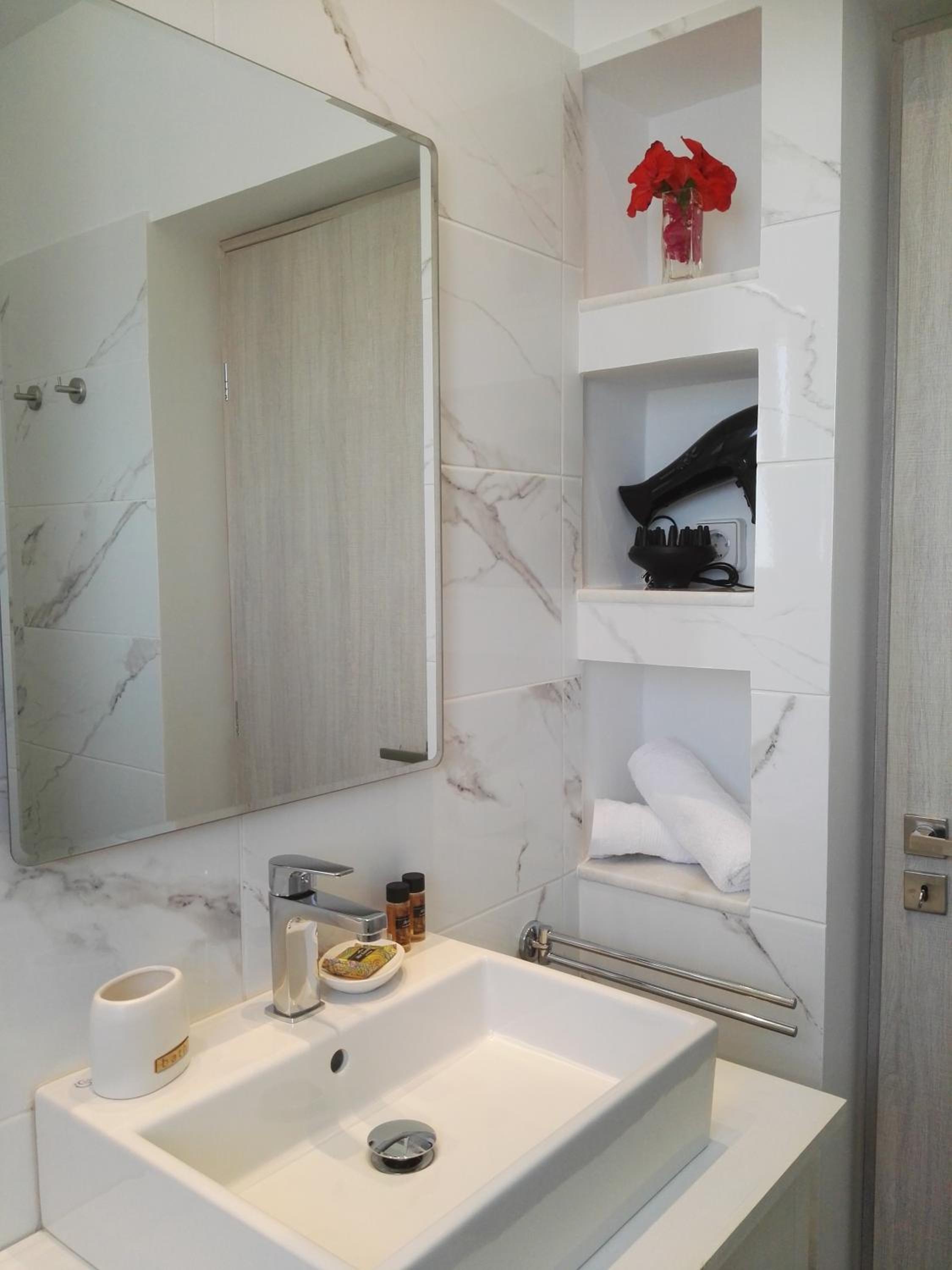Bouganville Bed & Breakfast Stegna