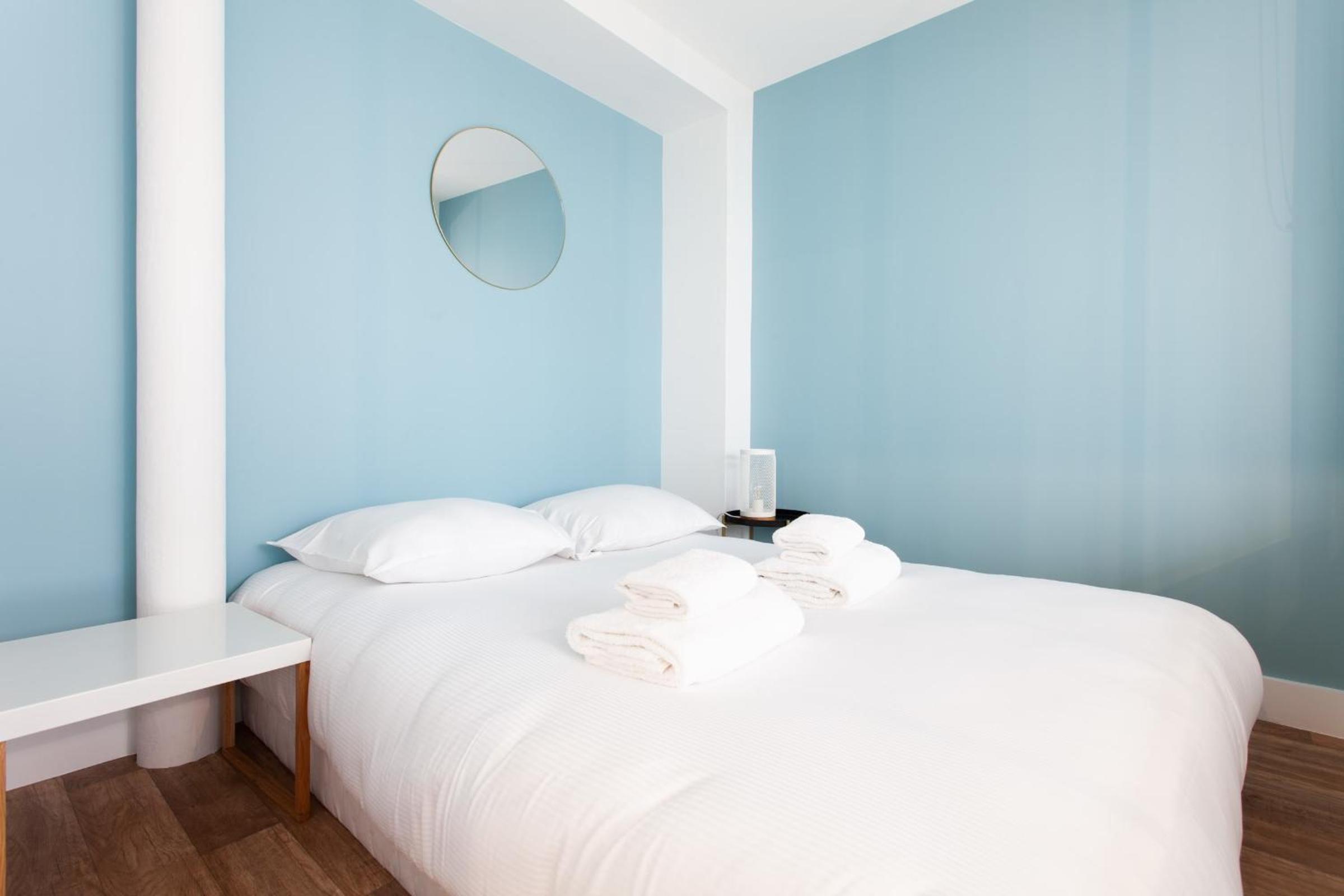 Luminous Appt And Design Close To The Sacred Heart