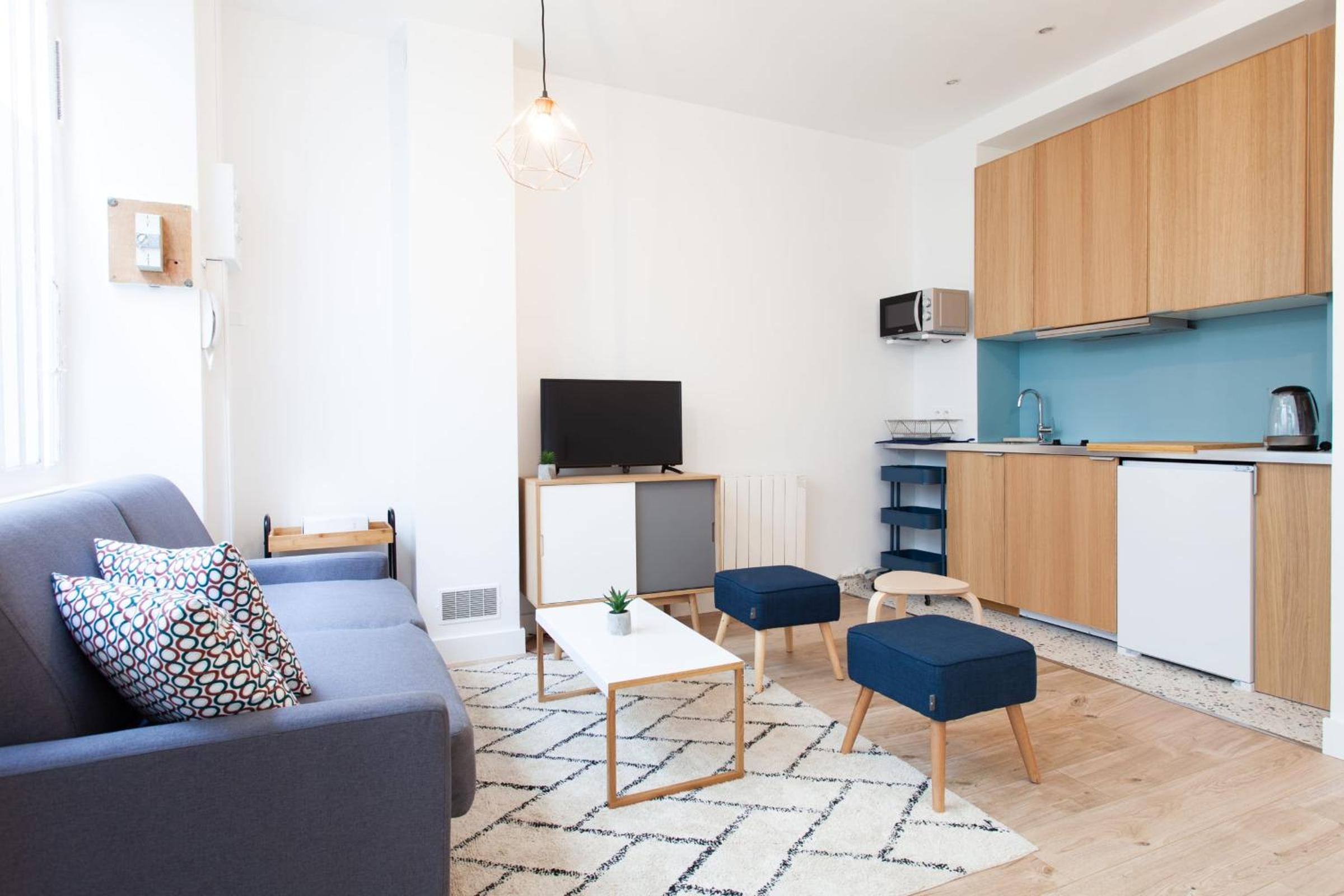 Luminous Appt And Design Close To The Sacred Heart