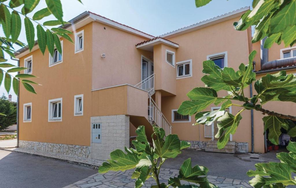Apartmani Valdebek view 4