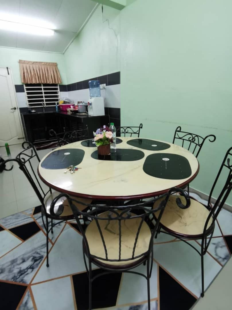 RH Homestay Berhawa Dingin photo 4