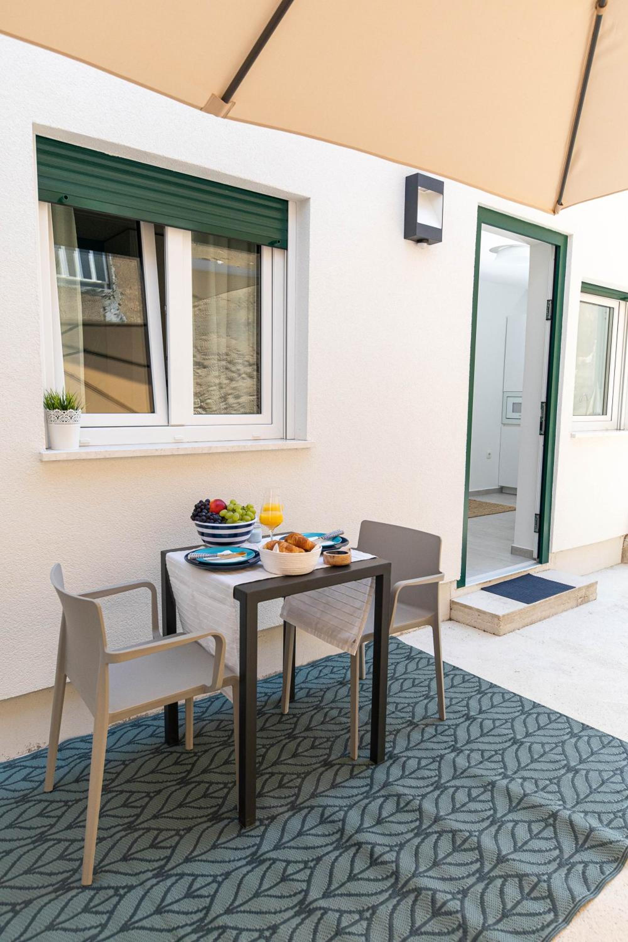 APARTMANI VIGO view 4