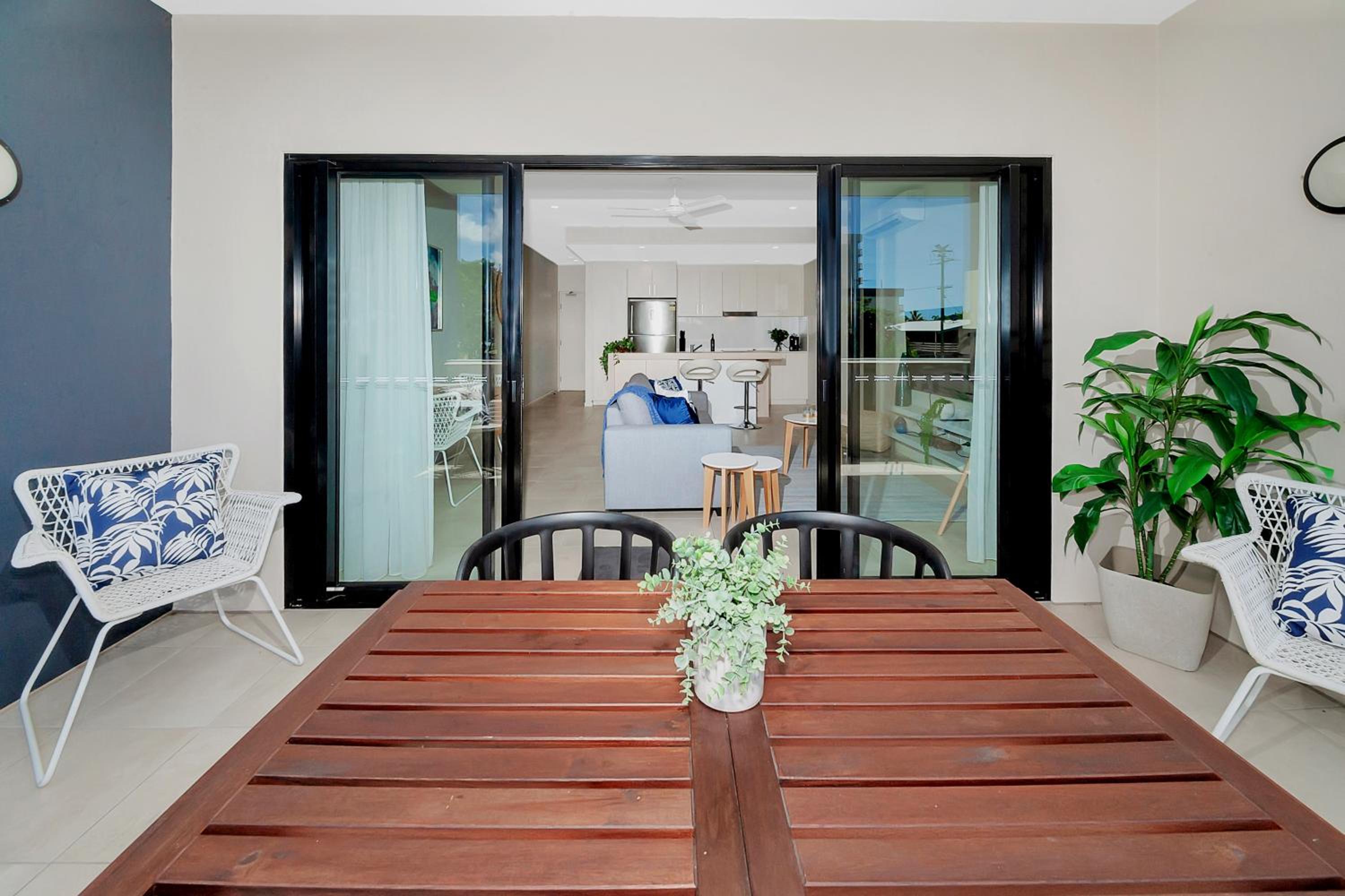Apartment Close to the City Life on Lake 3