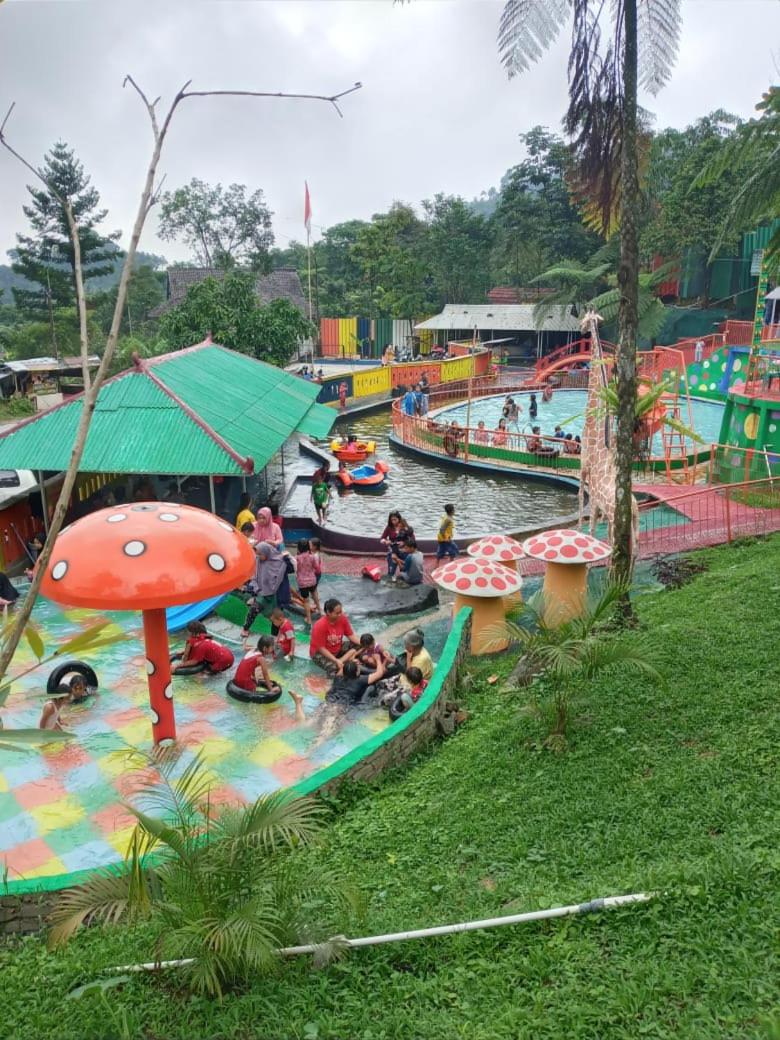 Pesona Wisata Alam Ciparay Endah view 5