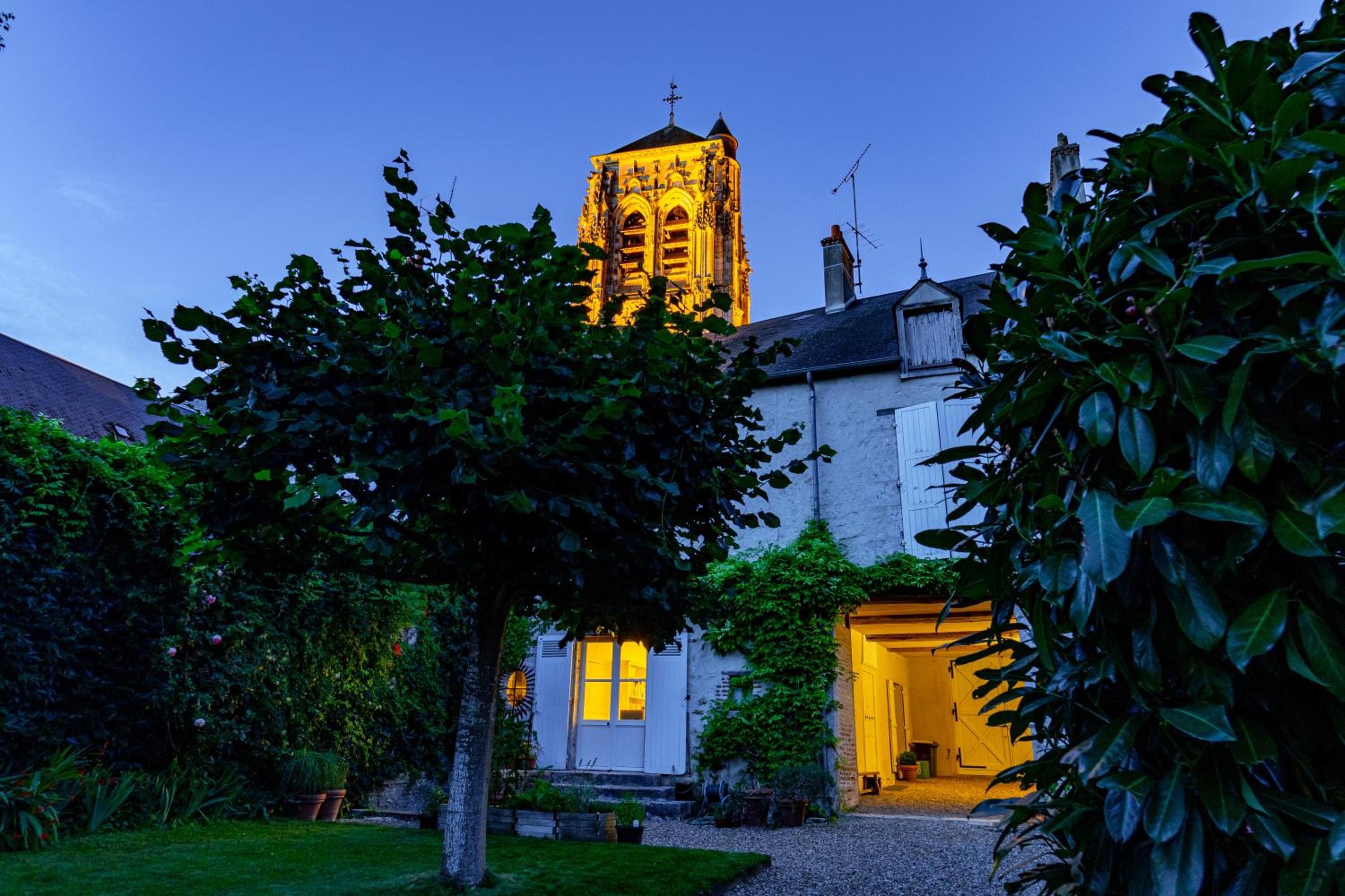 Photo 6