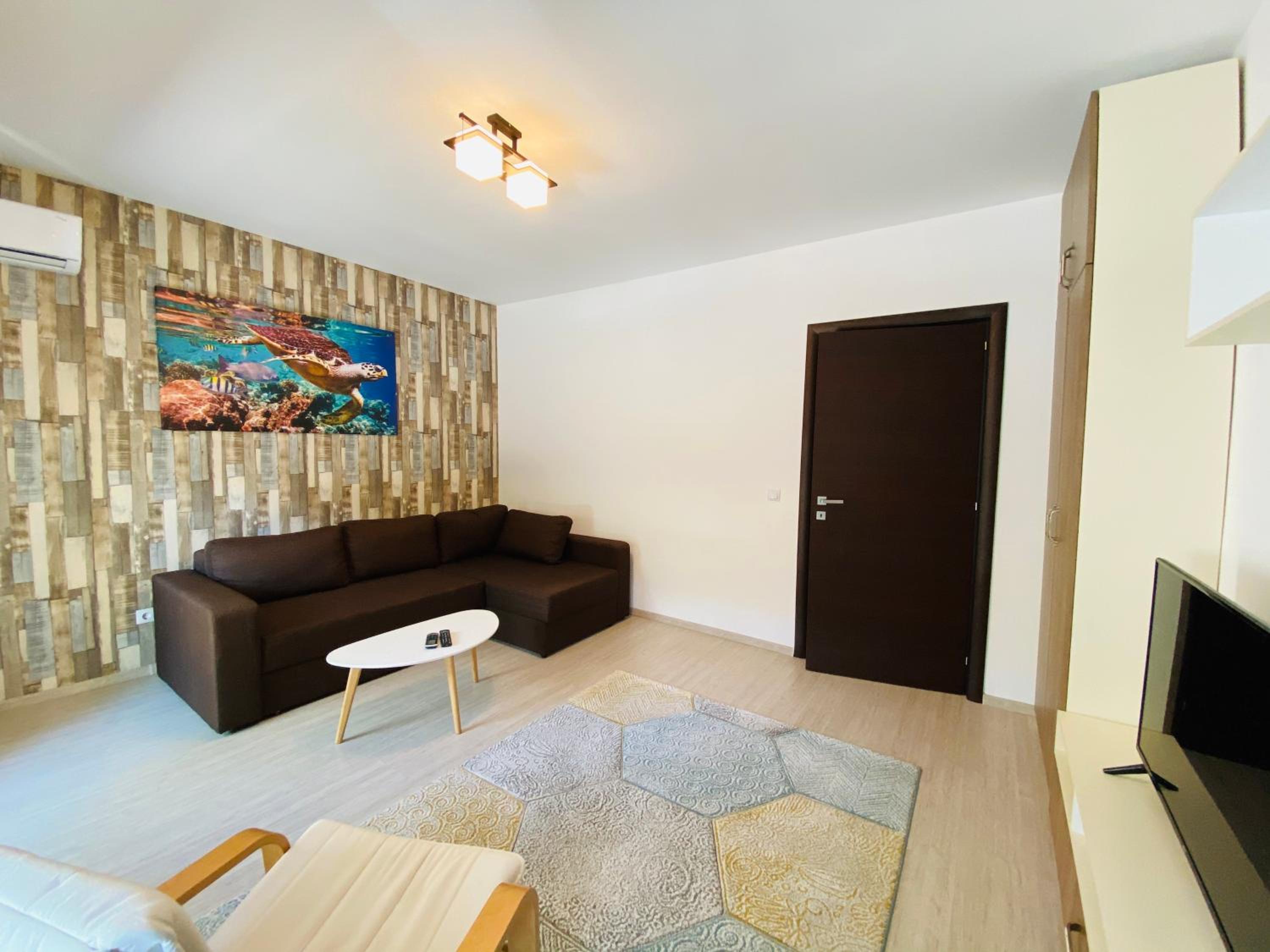 Lira Holiday Apartments