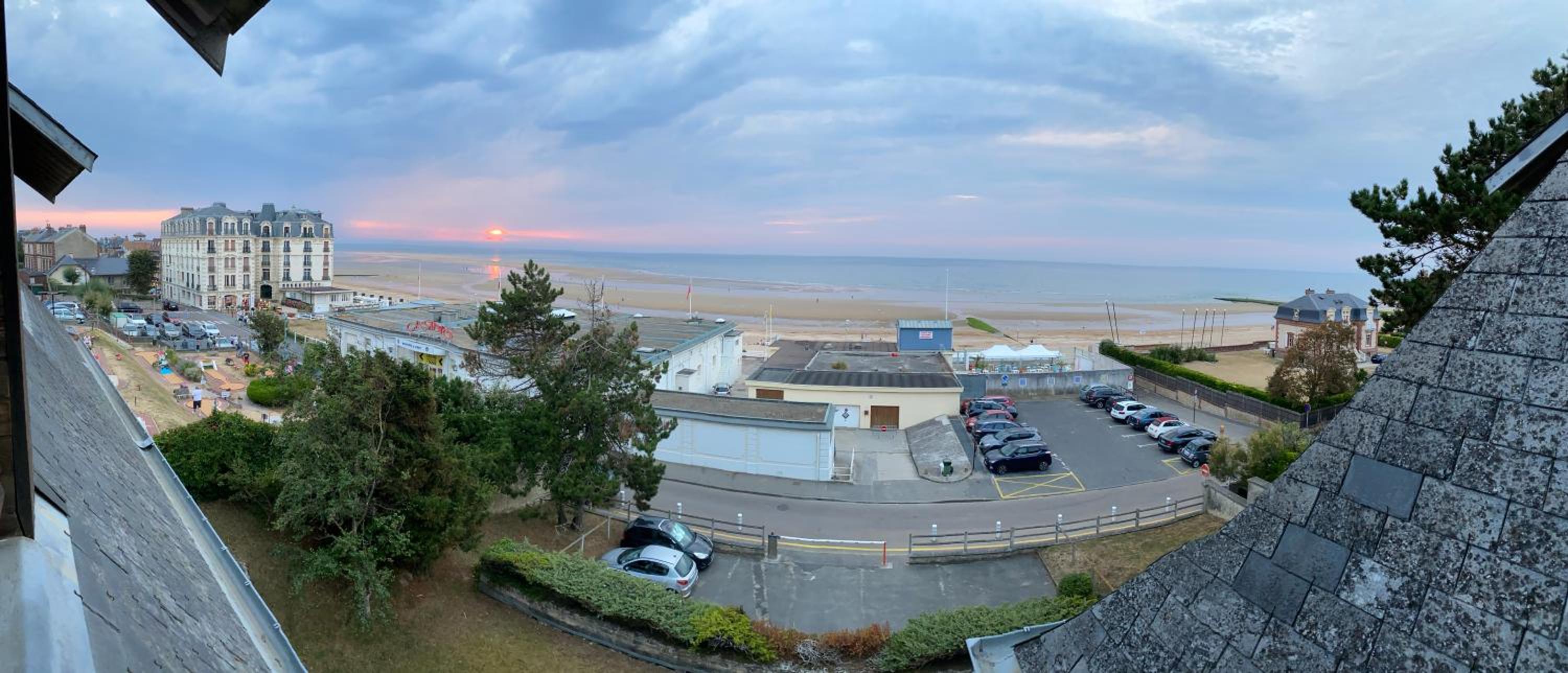 Residence le Crisenoy view 2