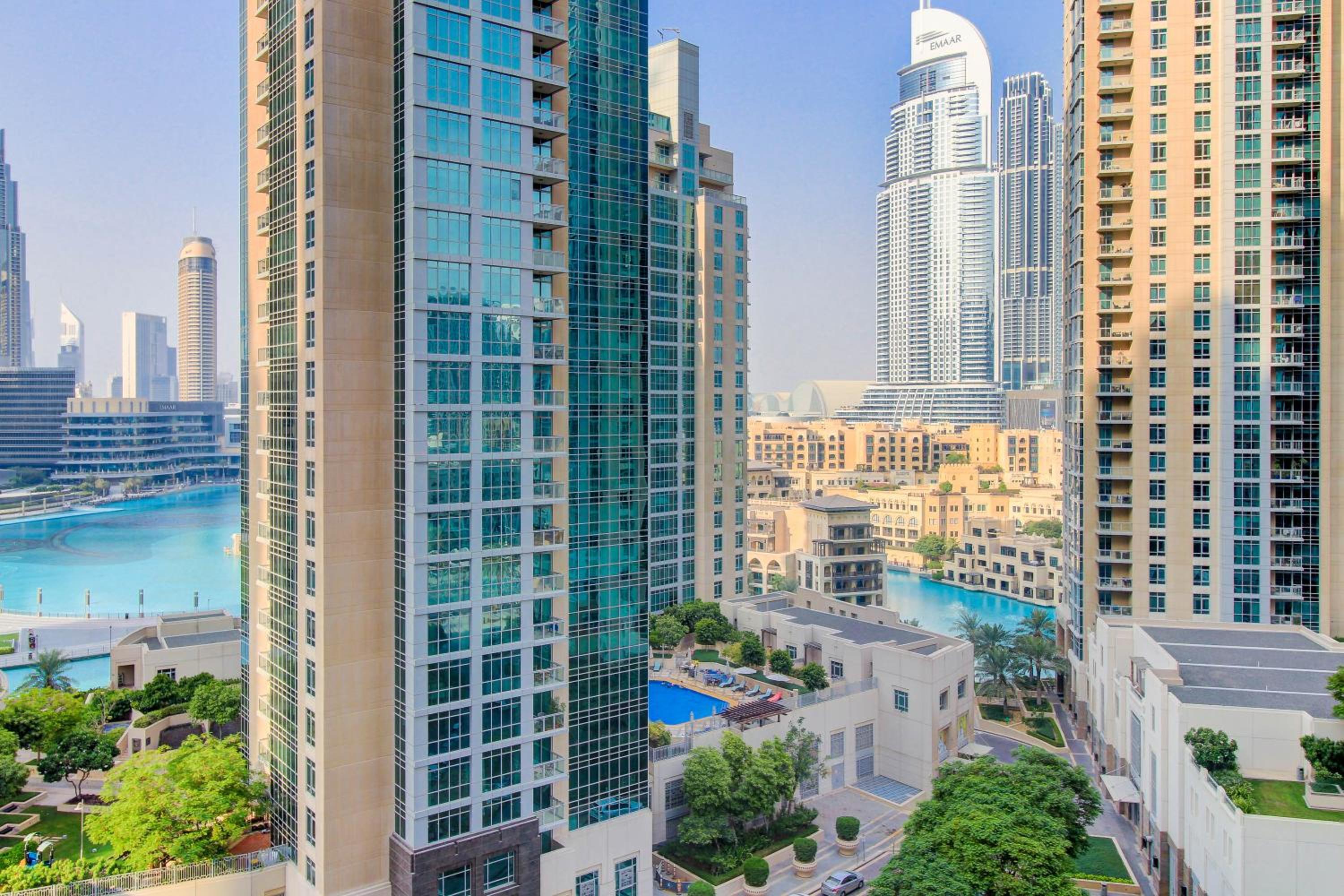 Durrani Homes - Luxurious Studio near Dubai Mall with pool view