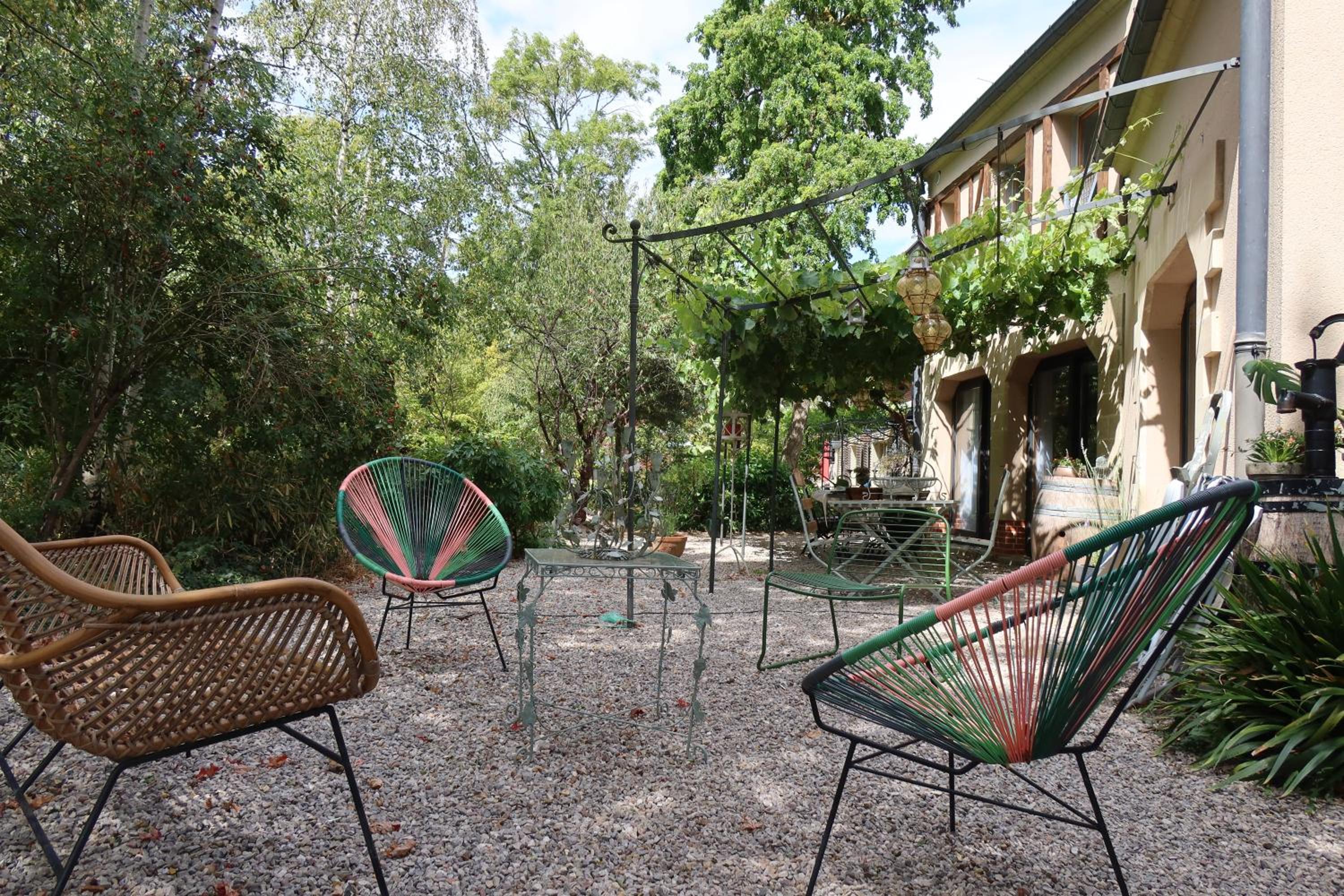 La maison des champs , Chambres d'hotes , receptions view 5