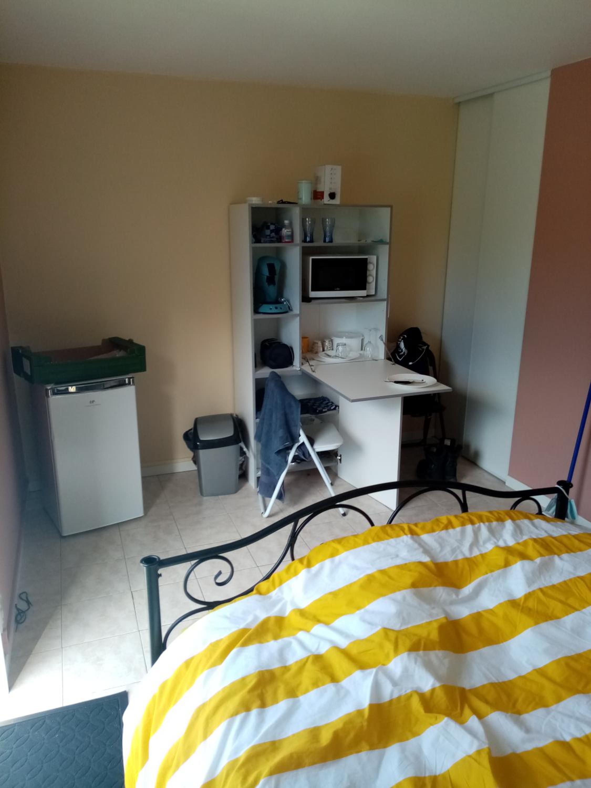 Photo 8