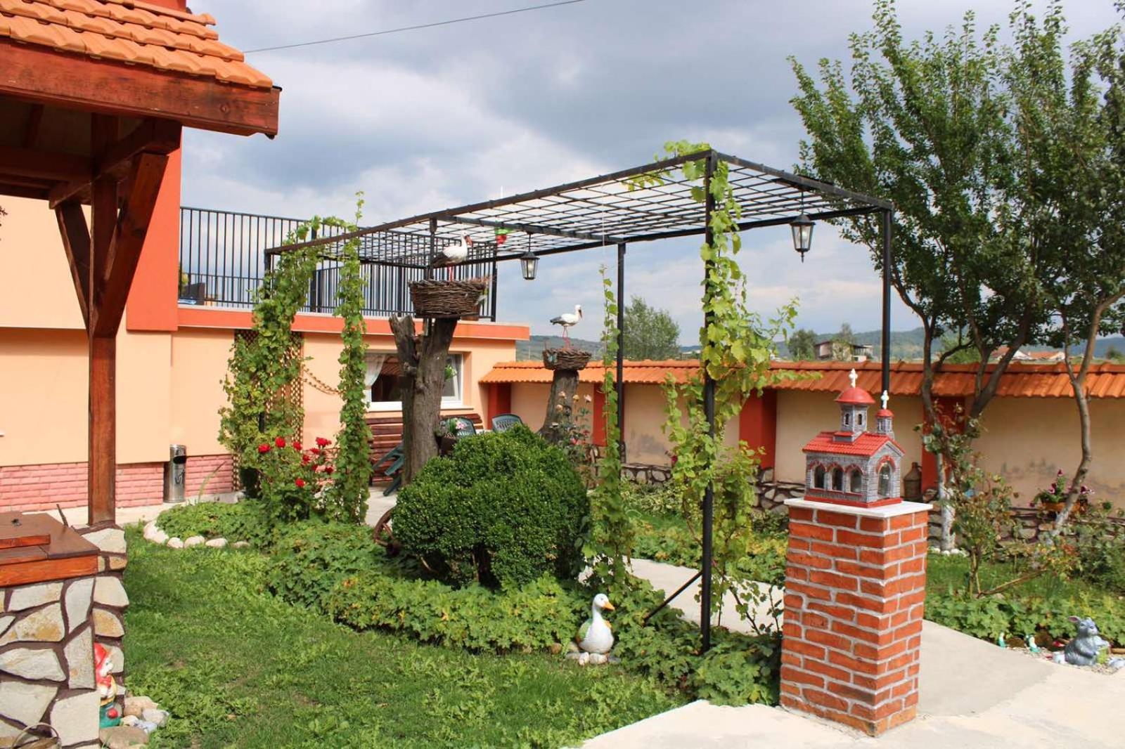 Photo 16