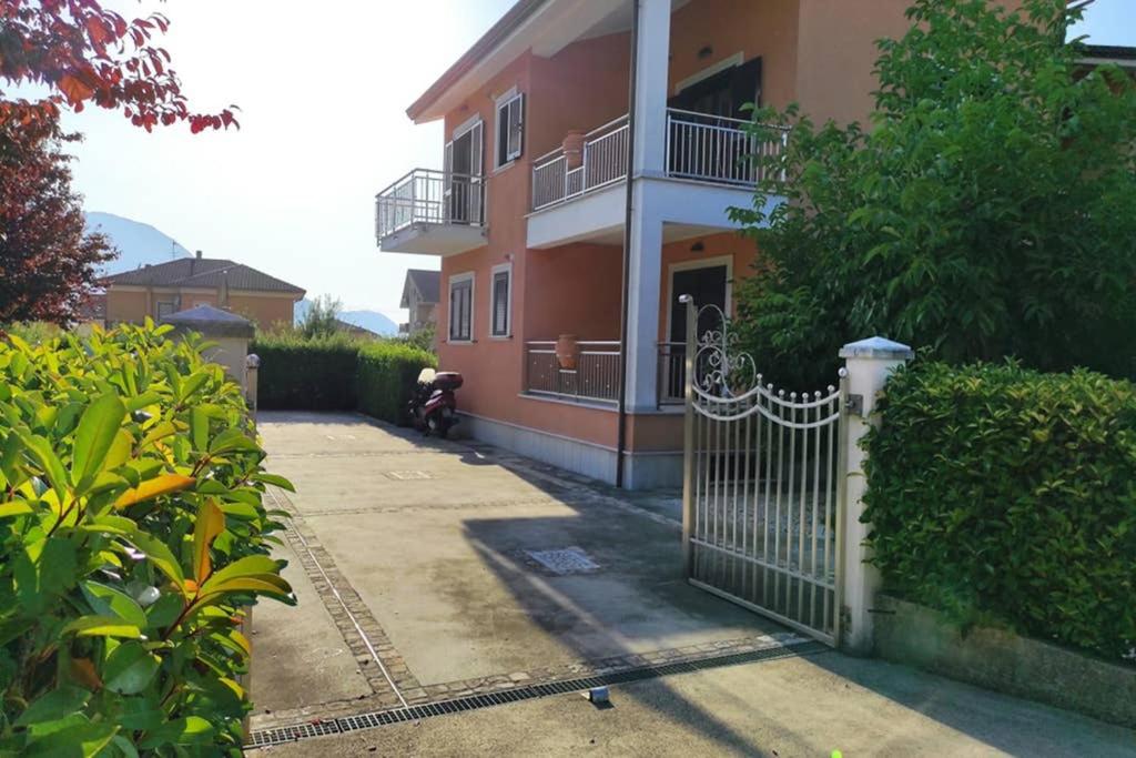 Stunning 2 Bed Apartment, Outside Terrace, Sleeps 4 photo 5
