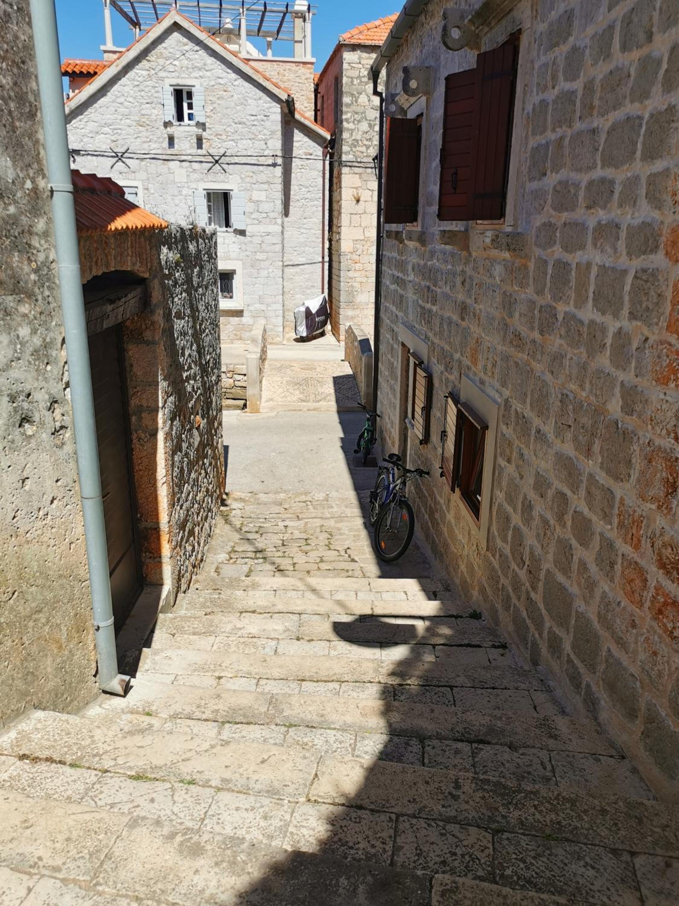 Photo 53