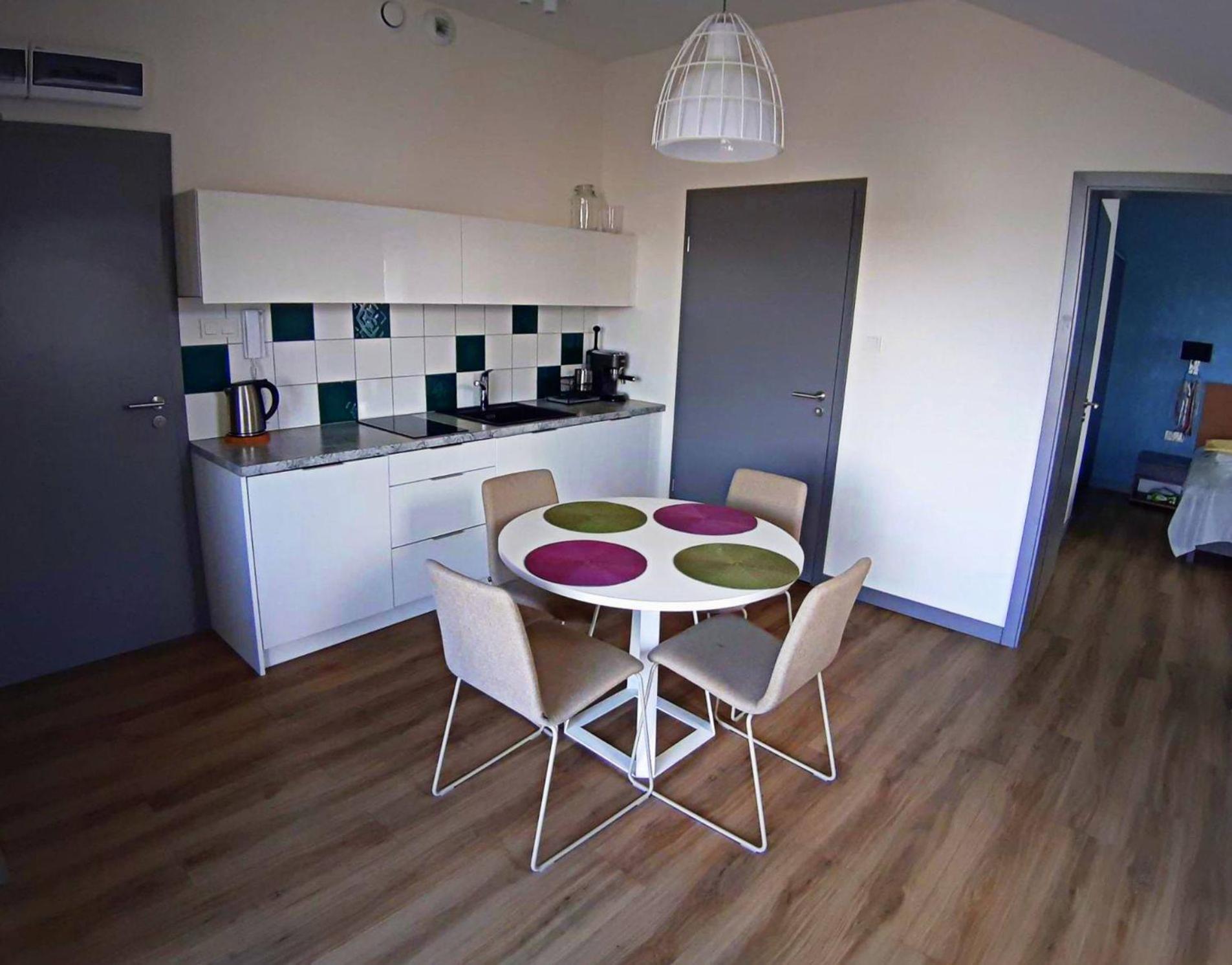 Apartament Beztroski z widokiem na morze 5 Mórz