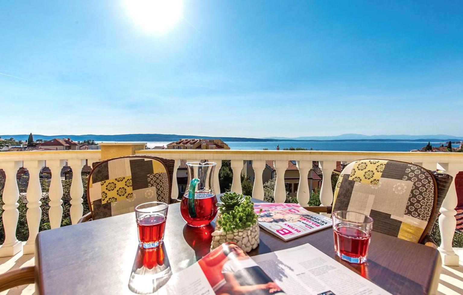 Apartment VESNA