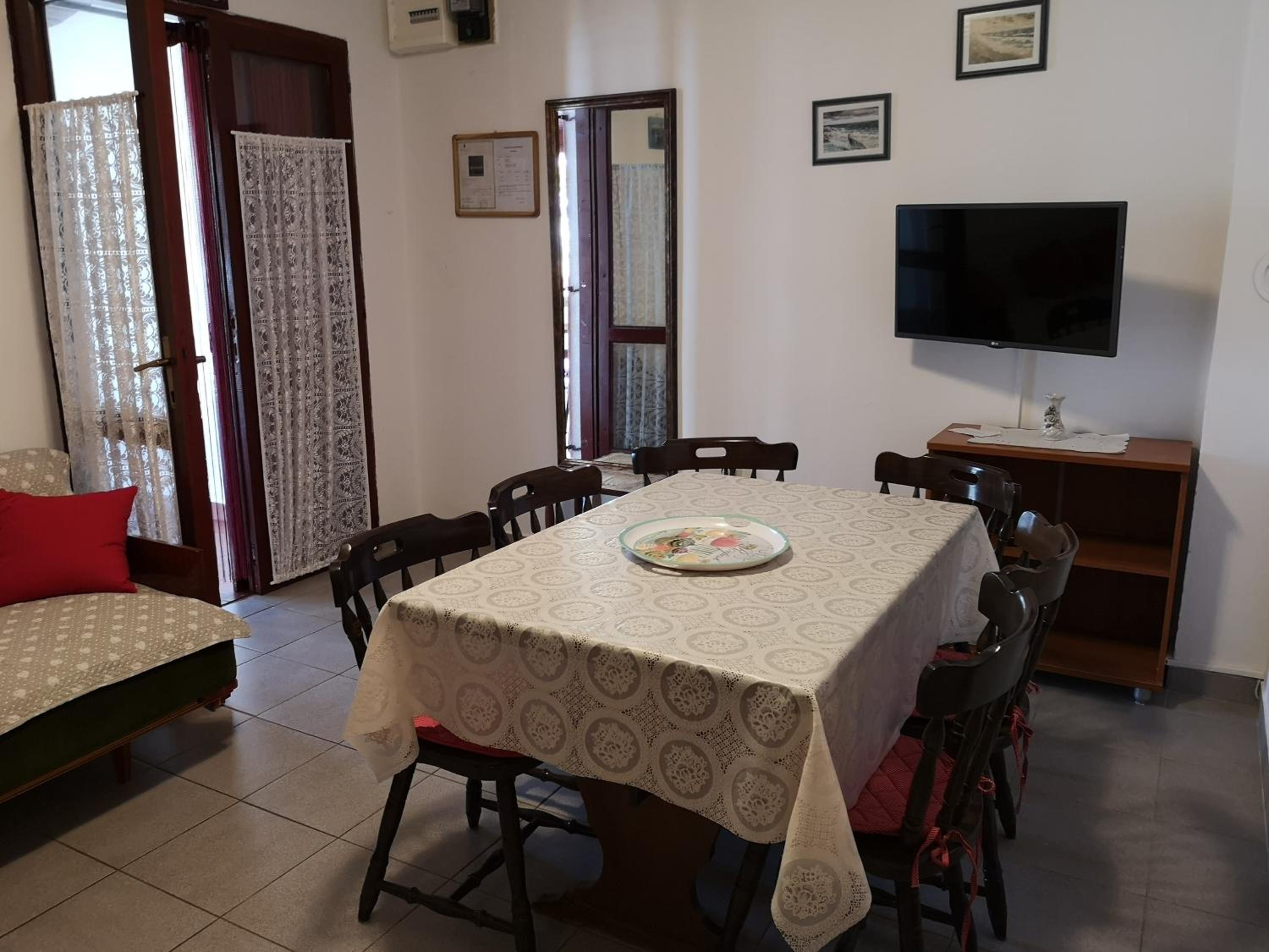 Queen beach apartments Nin Sabunike - Green street I