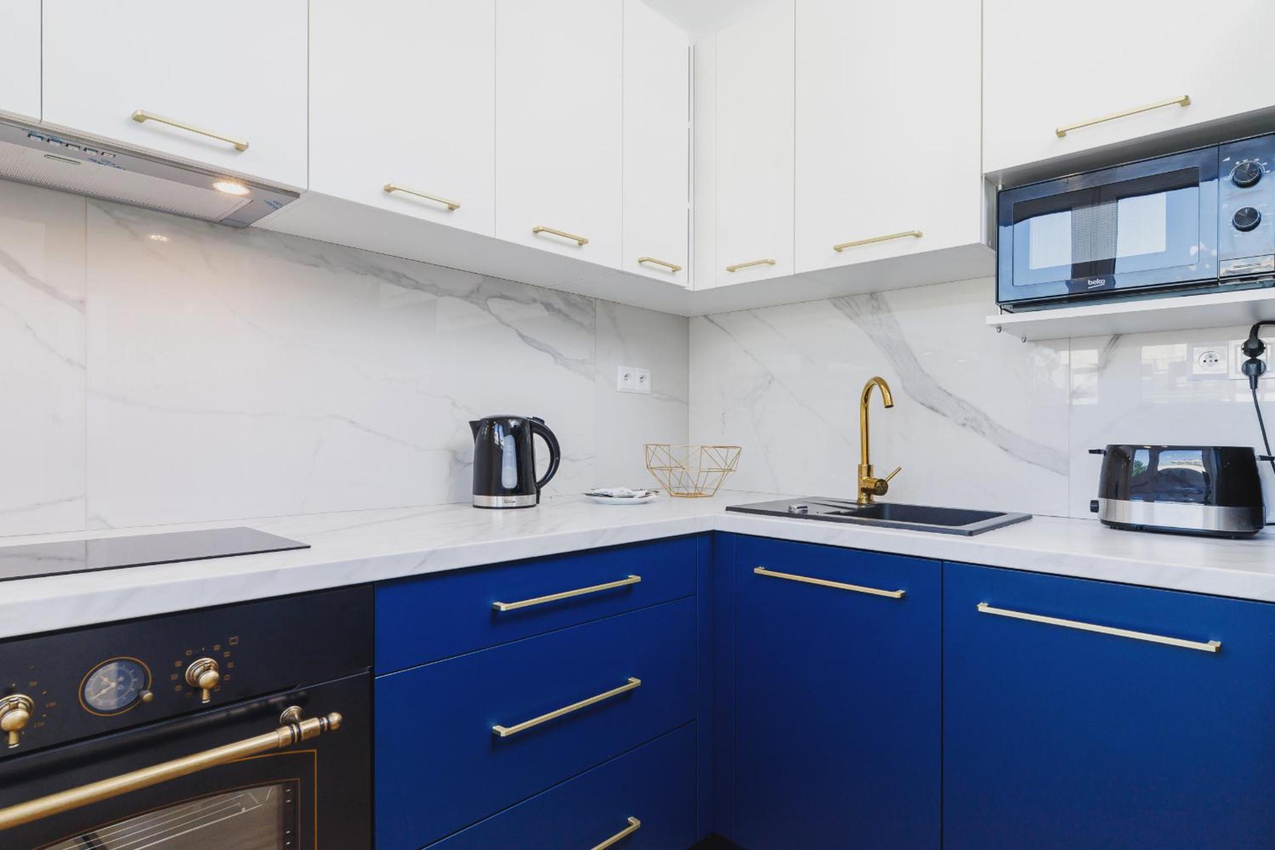 Apartament przy Bulwarach Wiślanych Kościuszki by Renters