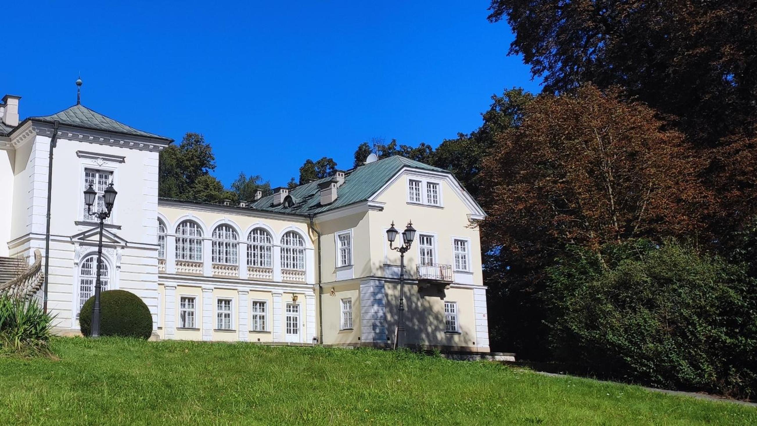 Pokoje Gościnne Pałac w Balicach Instytut Zootechniki PIB