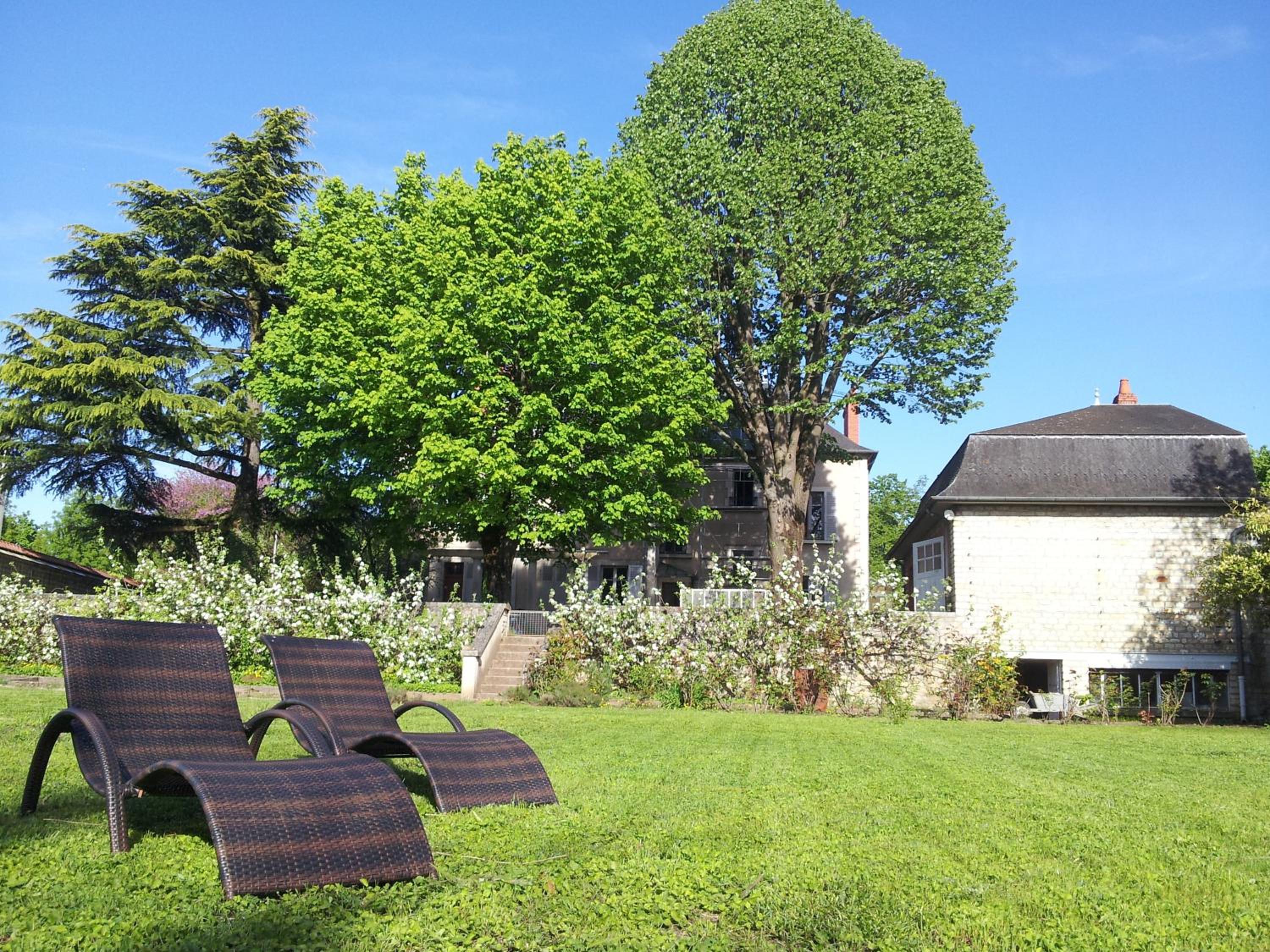 Chambres d'Hôtes Côté Parc-Côté Jardin avec parking privé gratuit view 3