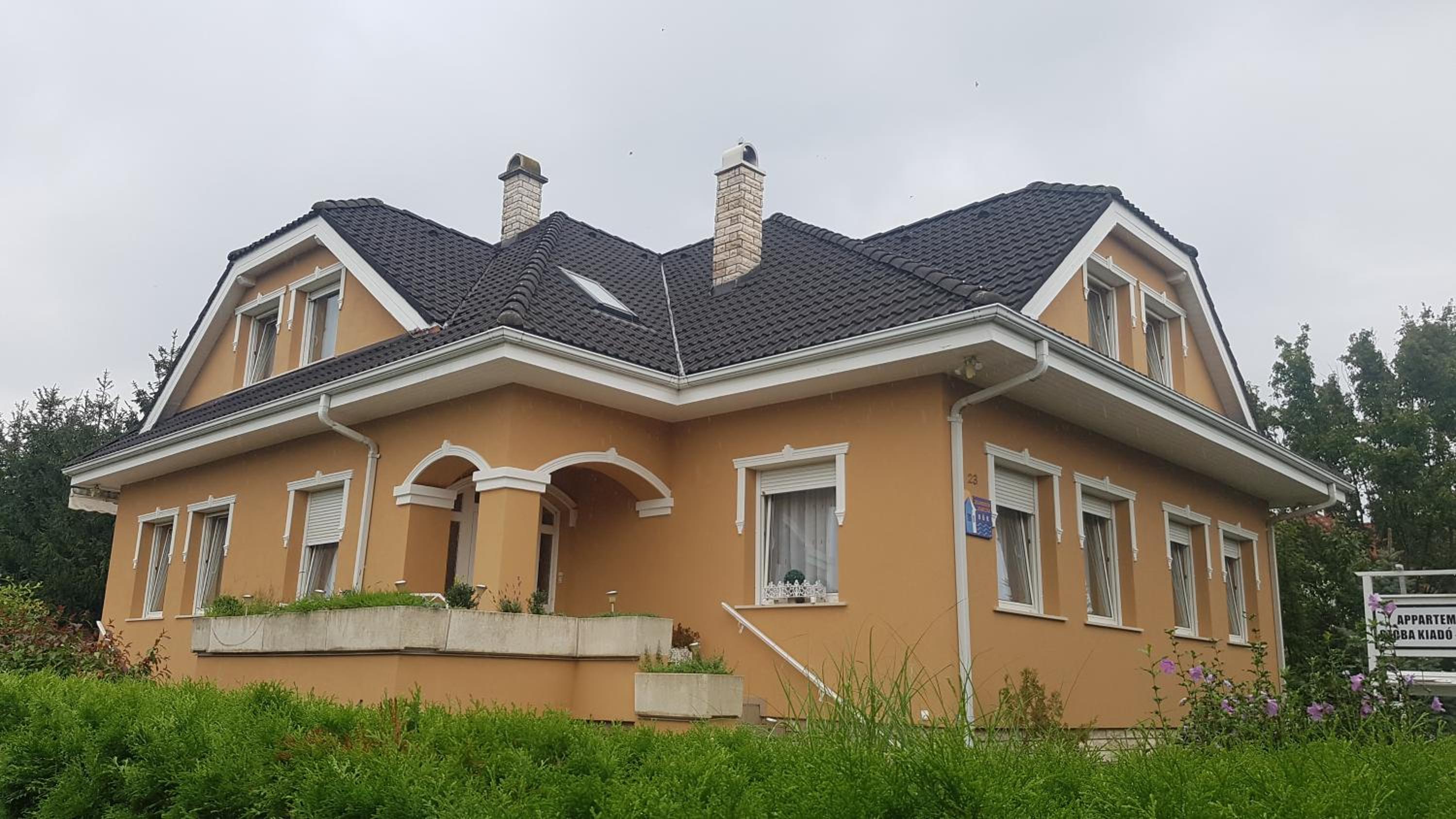 SZENCZI VENDÉGHÁZ view 2