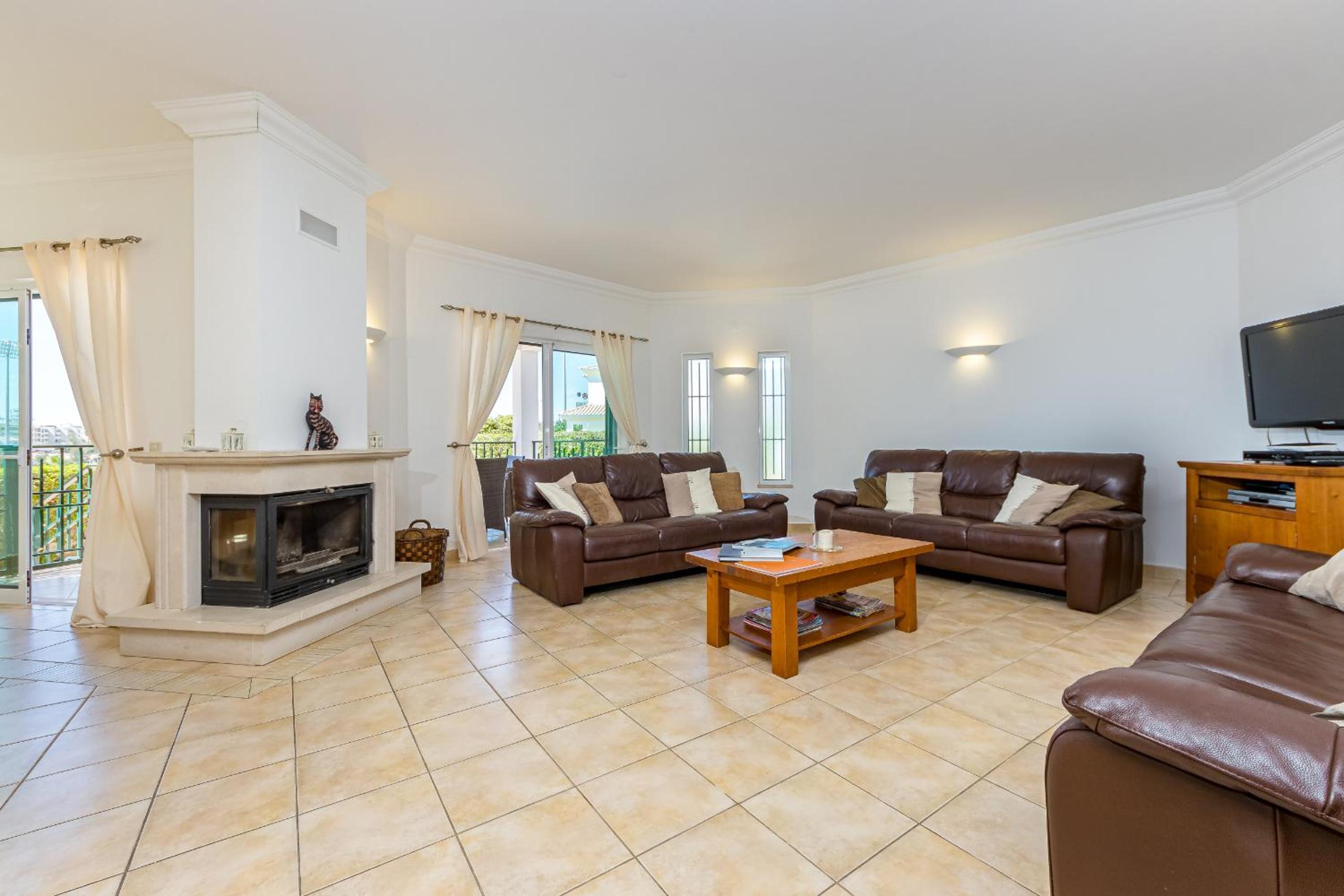 Villa Kelisia view 5