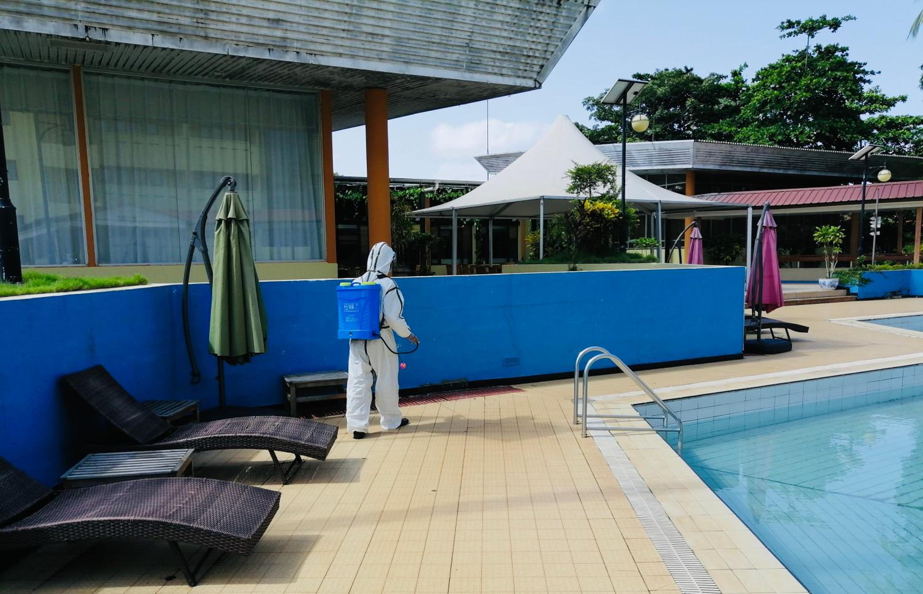 swimming pool