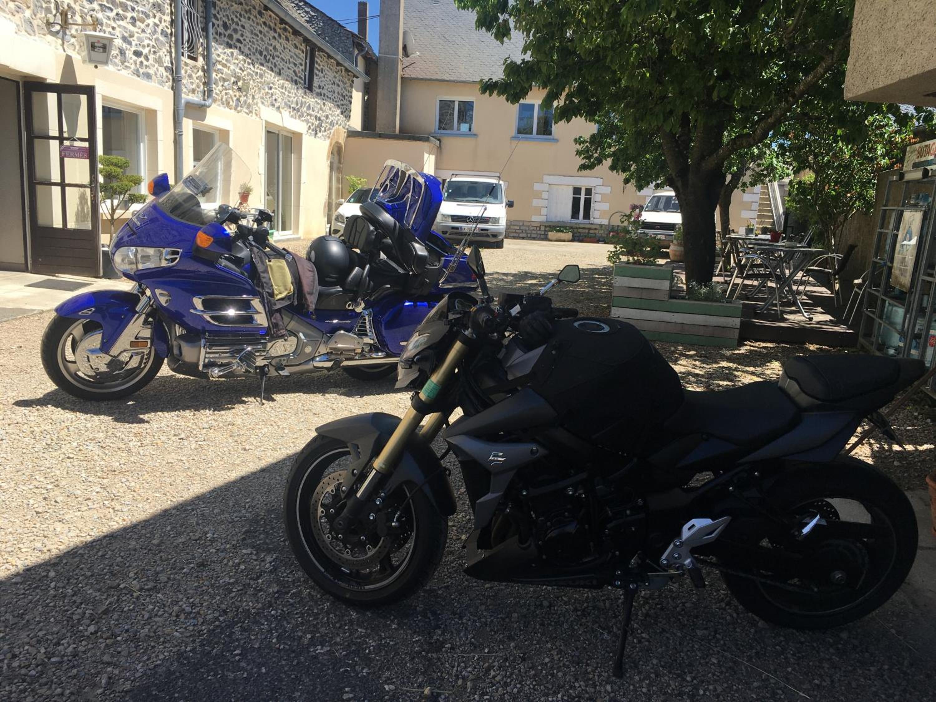 AUX PORTES D'AUBRAC studio 2 personnes - Property Image 1