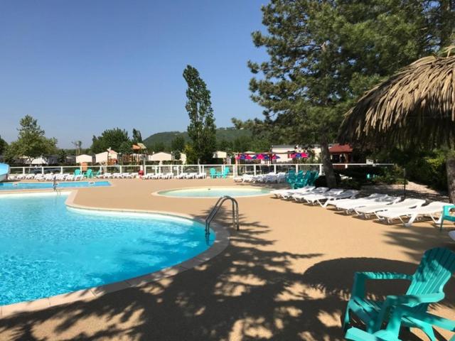 Camping Officiel Siblu Les Rives de Condrieu