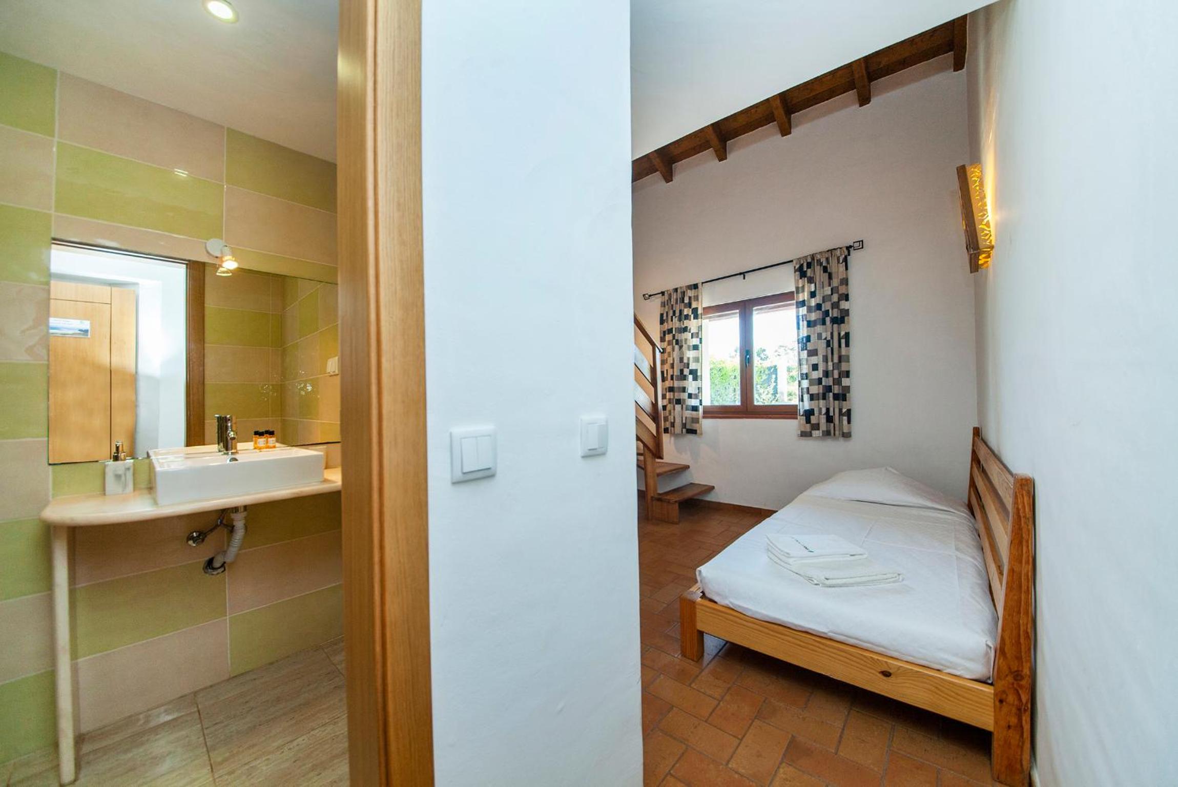 H - Montes de Praias GuestHouse