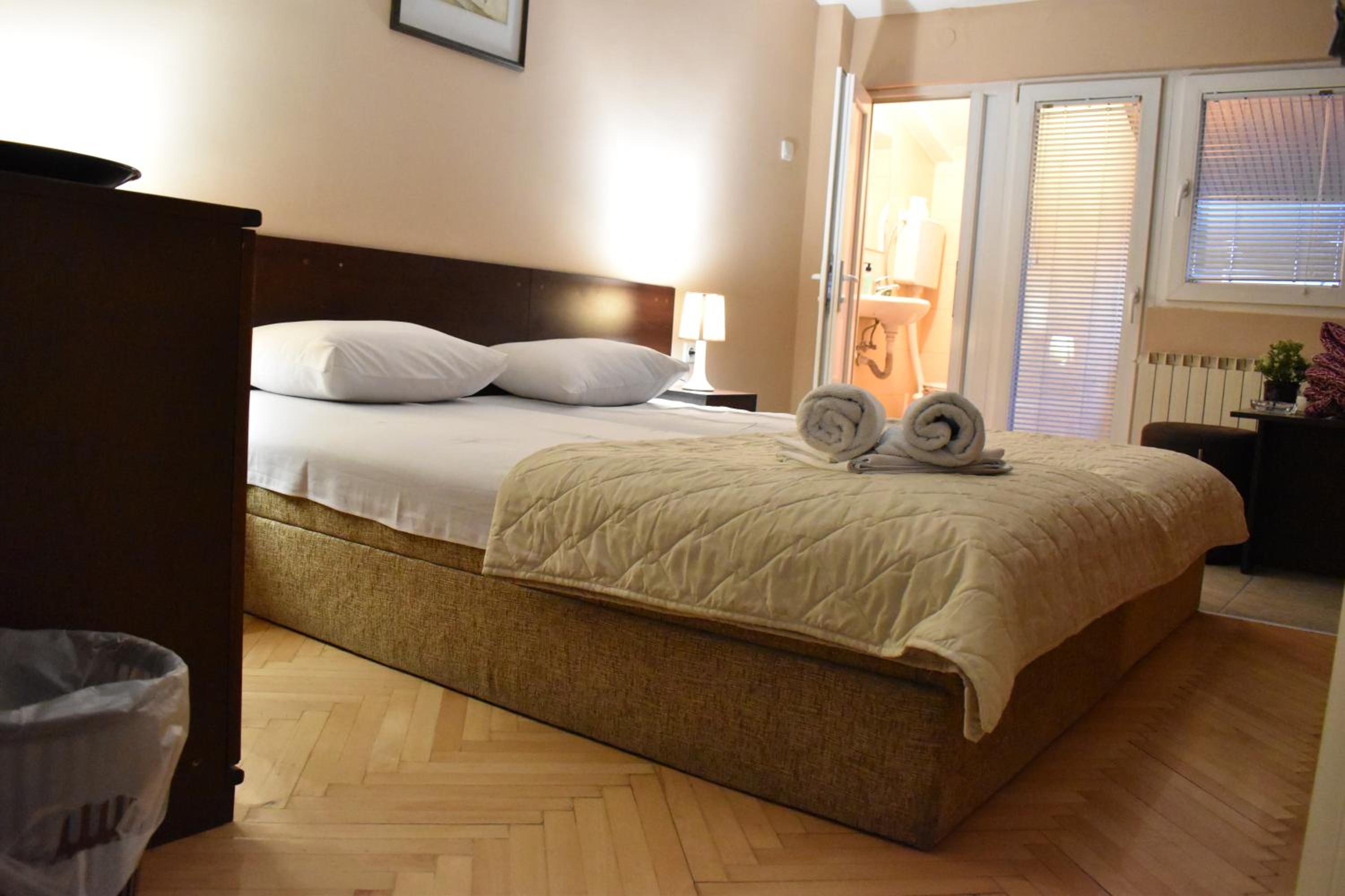 Guest house Kozle view 3